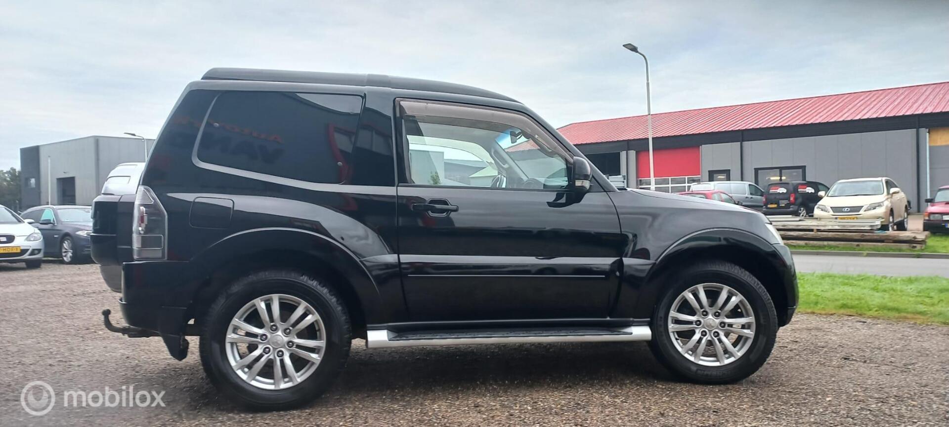 Foto van Mitsubishi Mitsubishi Pajero
