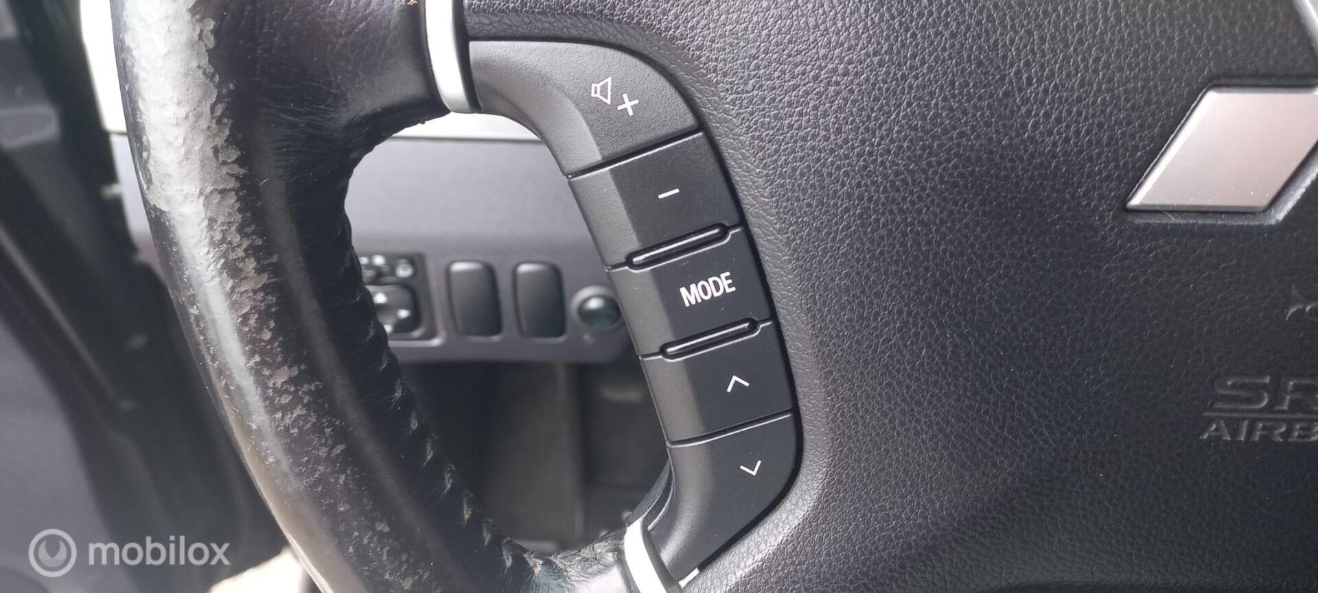 Foto van Mitsubishi Mitsubishi Pajero