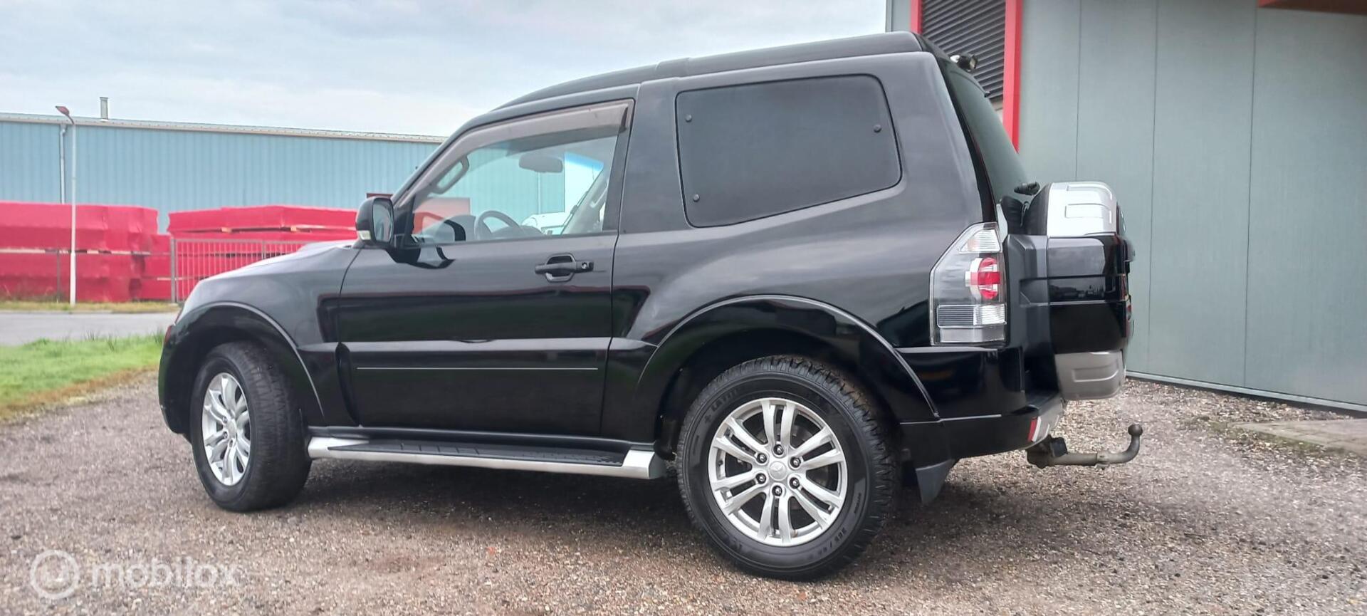 Foto van Mitsubishi Mitsubishi Pajero