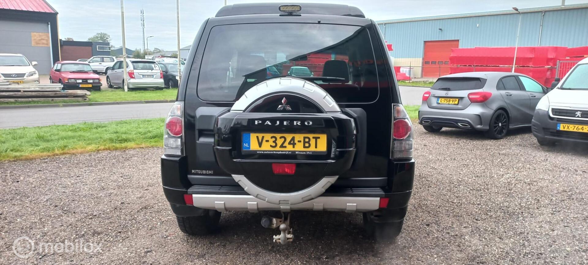 Foto van Mitsubishi Mitsubishi Pajero