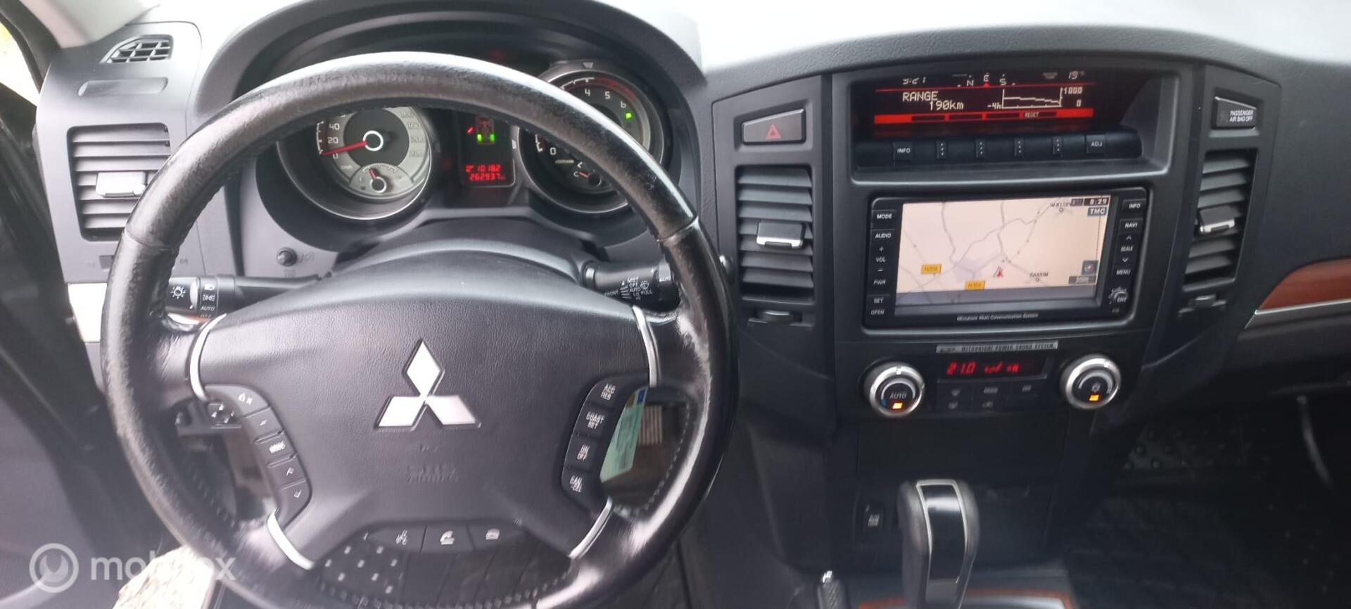 Foto van Mitsubishi Mitsubishi Pajero