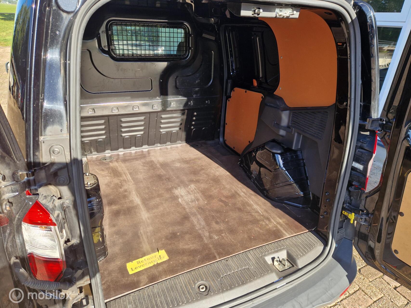 Foto van Ford Transit Courier