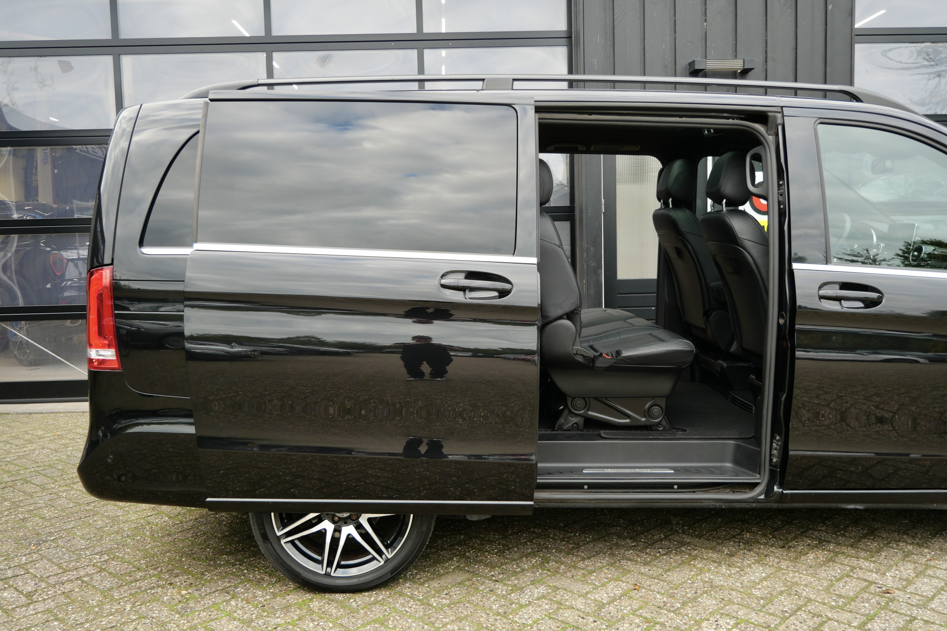Foto van Mercedes-Benz V-klasse