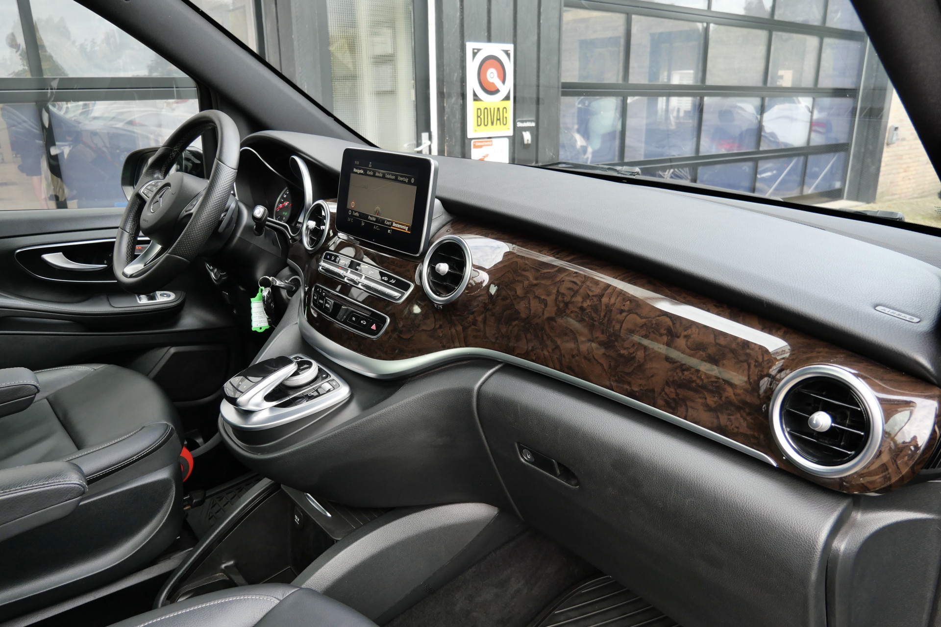 Foto van Mercedes-Benz V-klasse