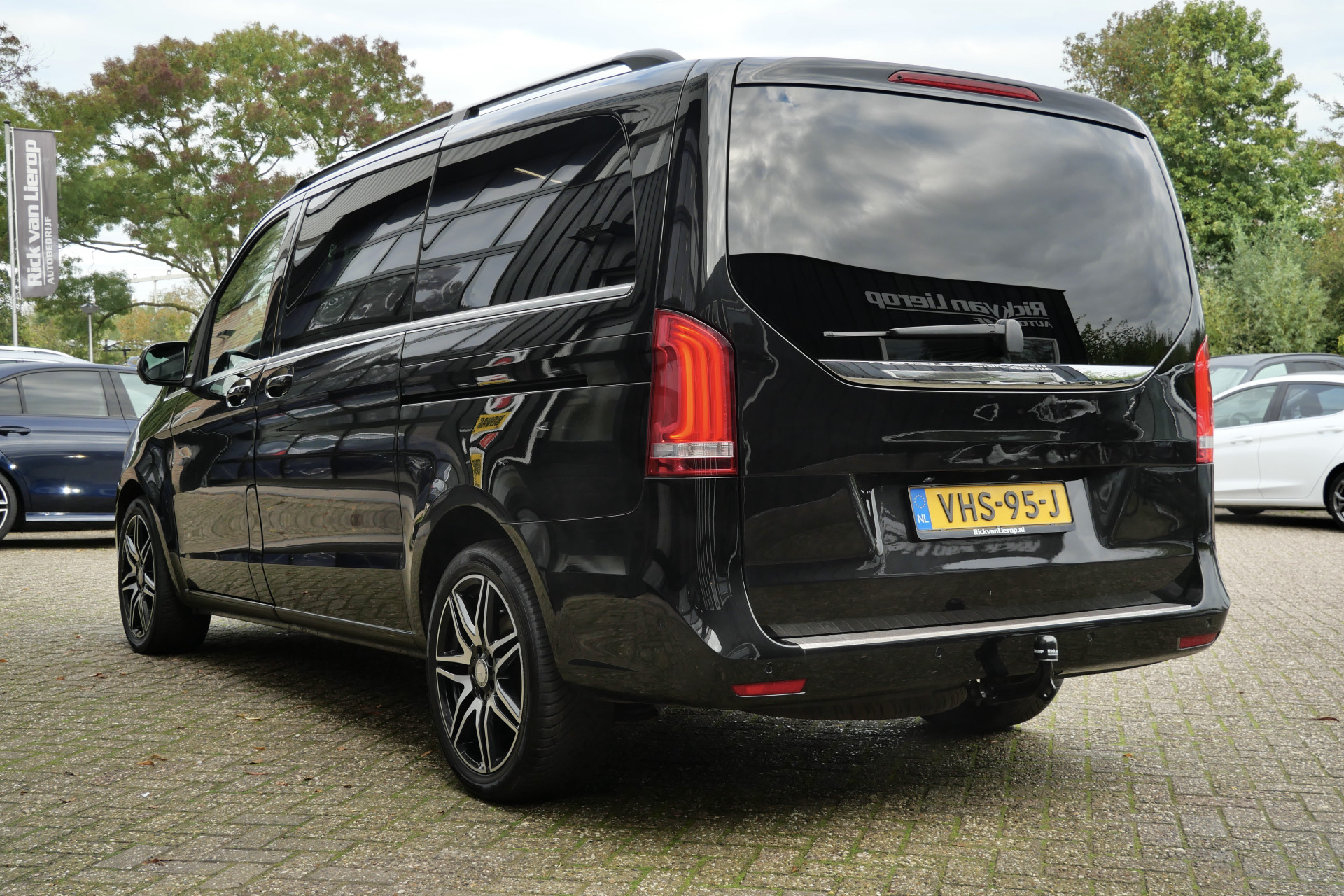 Foto van Mercedes-Benz V-klasse
