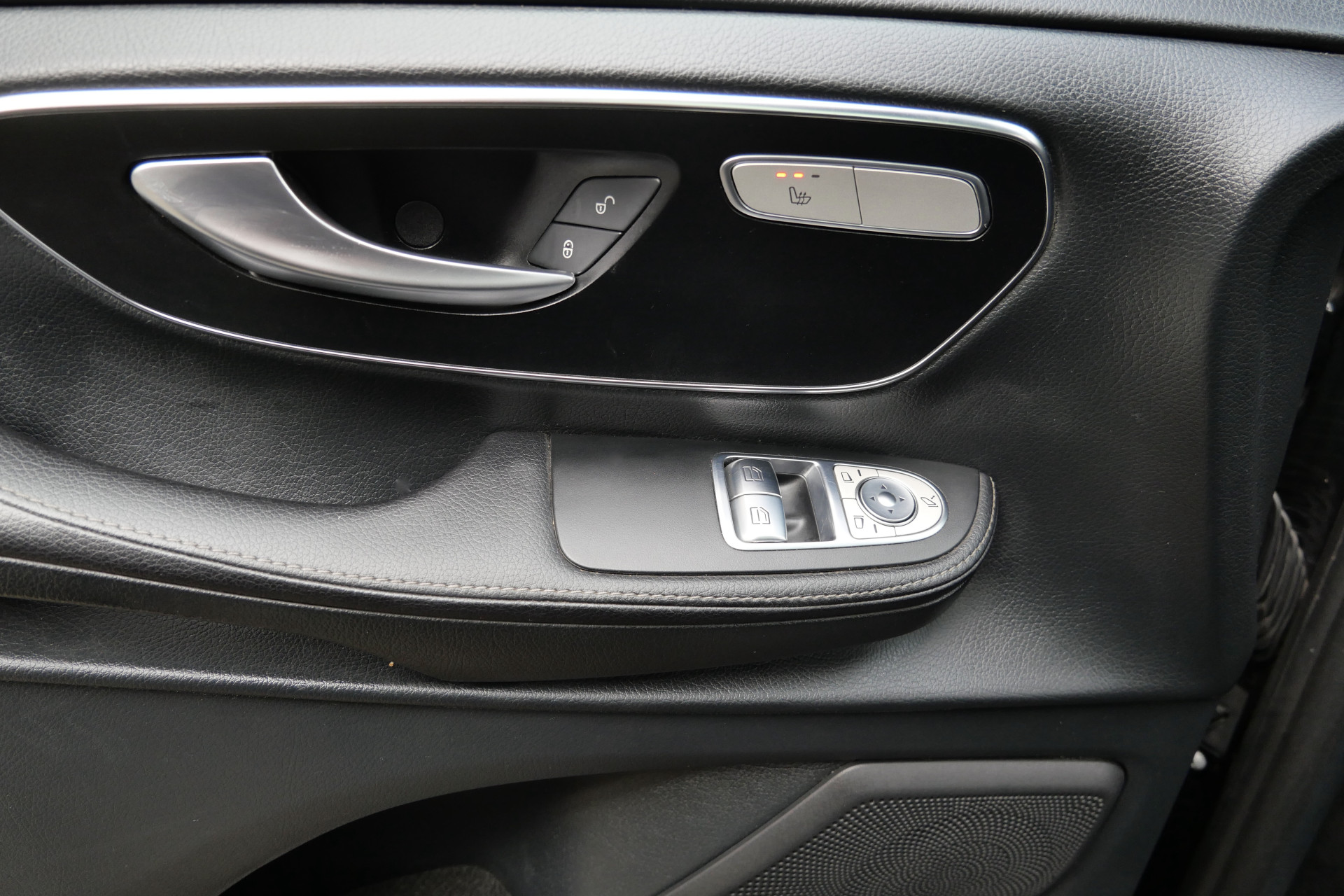 Foto van Mercedes-Benz V-klasse