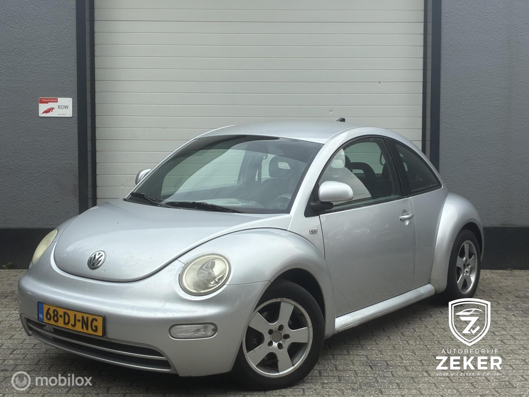 Volkswagen New Beetle 2.0 Highline / AIRCO / INRUILKOOPJE / 1999 - voorkant