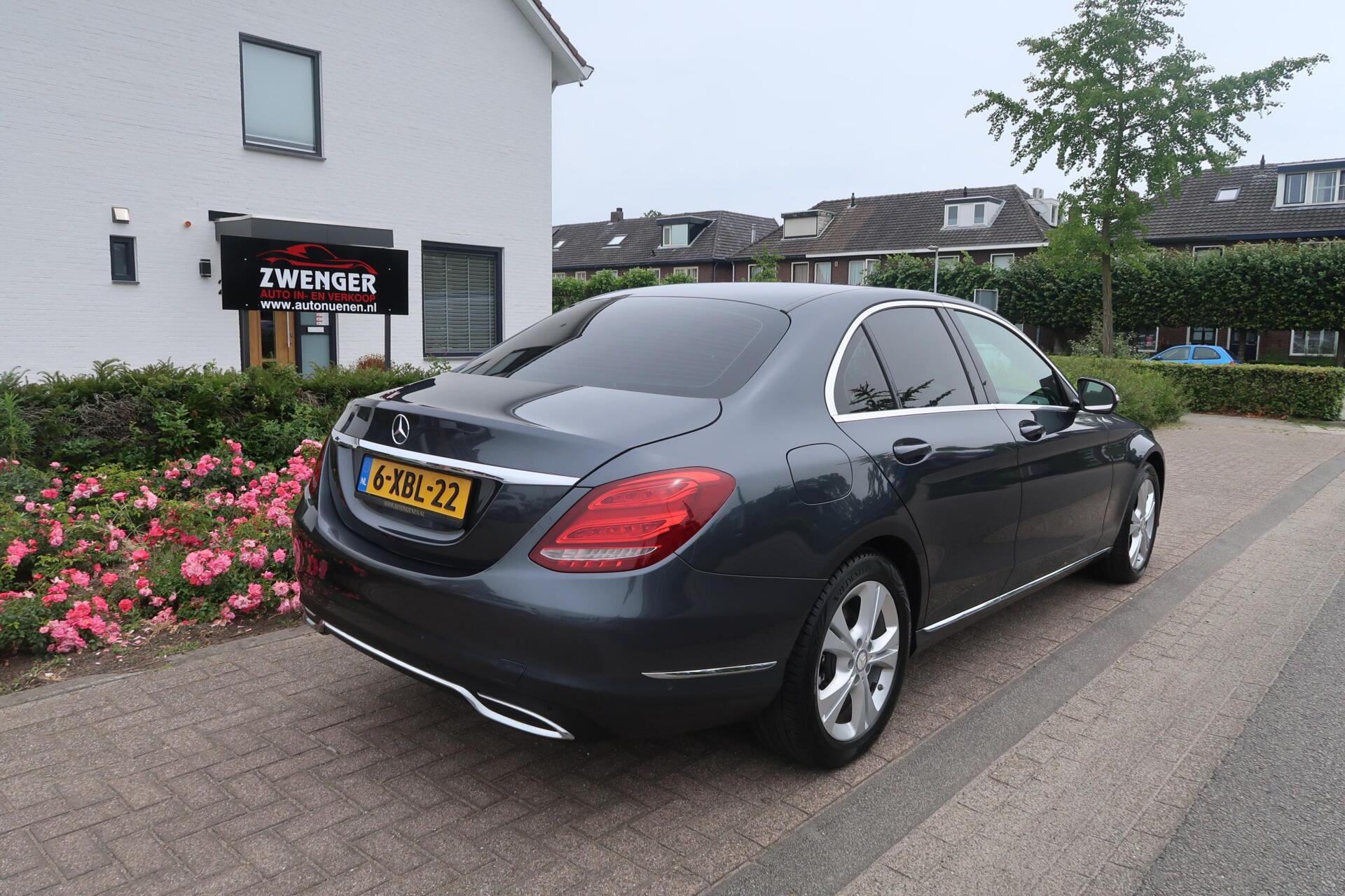 Foto van Mercedes-Benz C 180