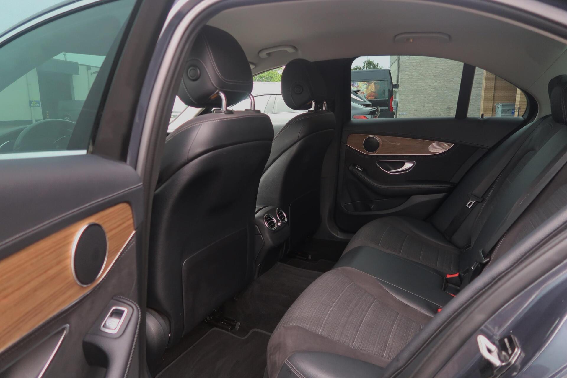 Foto van Mercedes-Benz C 180