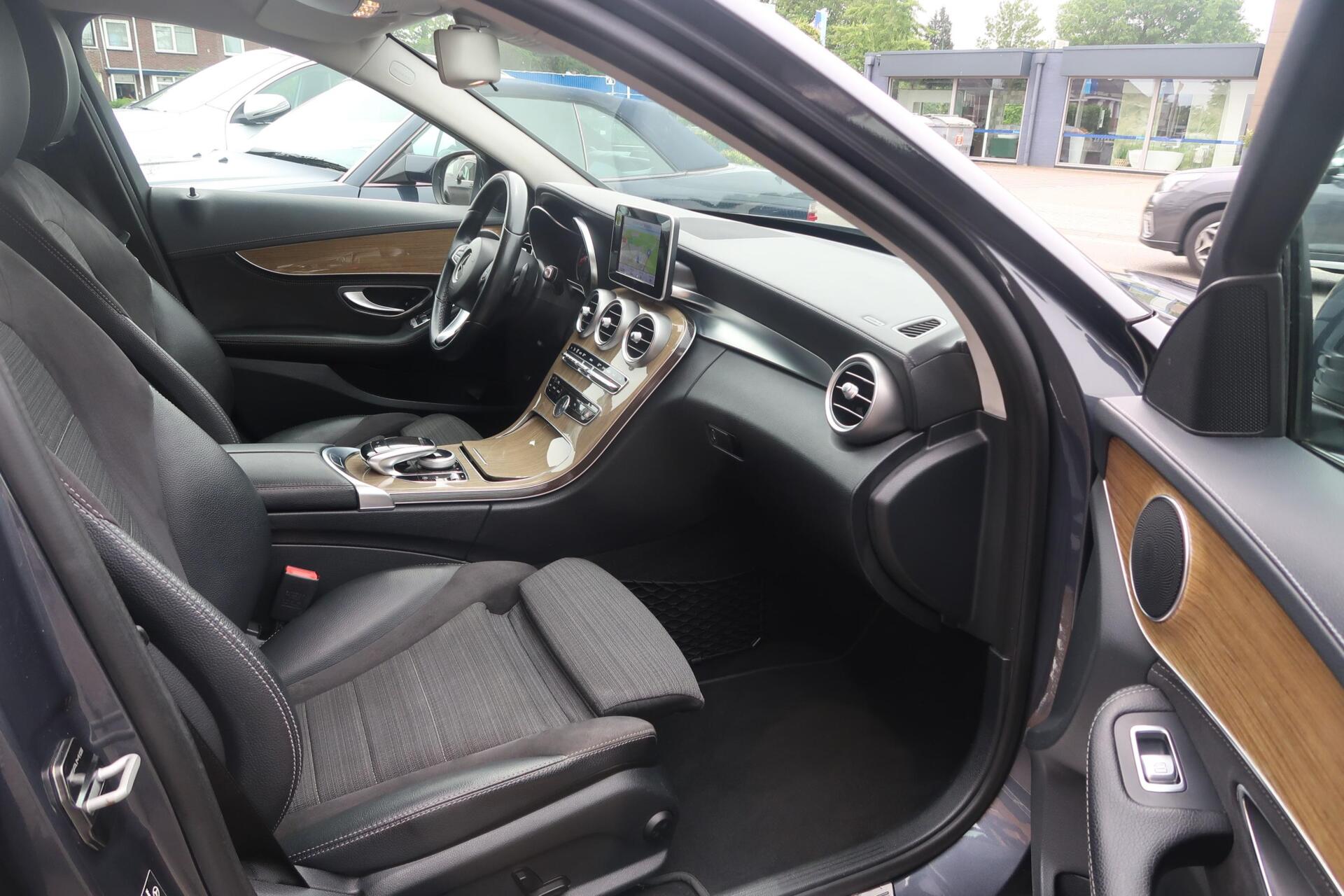 Foto van Mercedes-Benz C 180