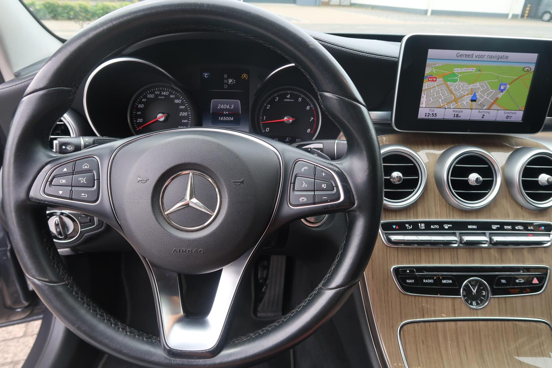 Foto van Mercedes-Benz C 180