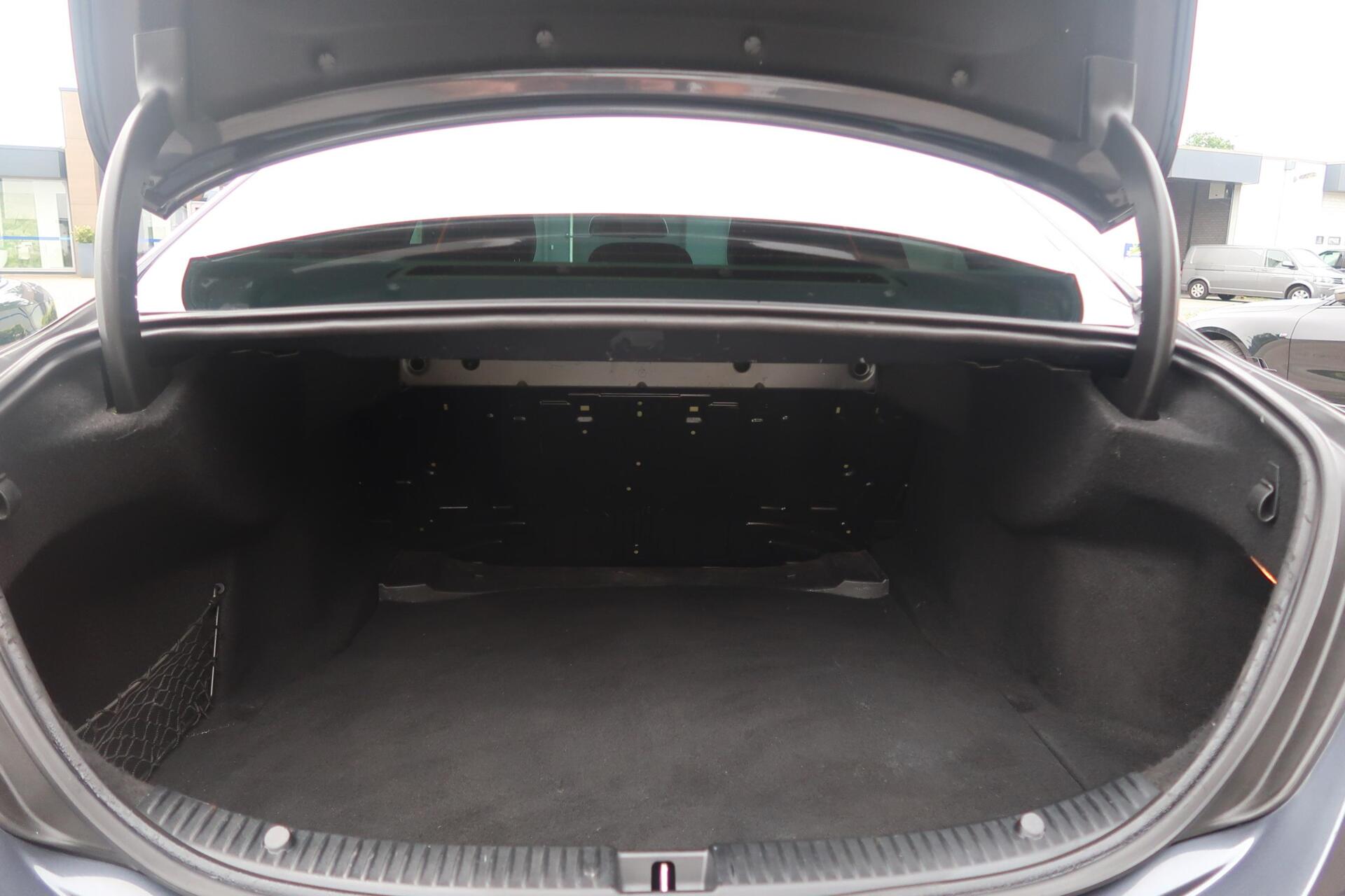 Foto van Mercedes-Benz C 180