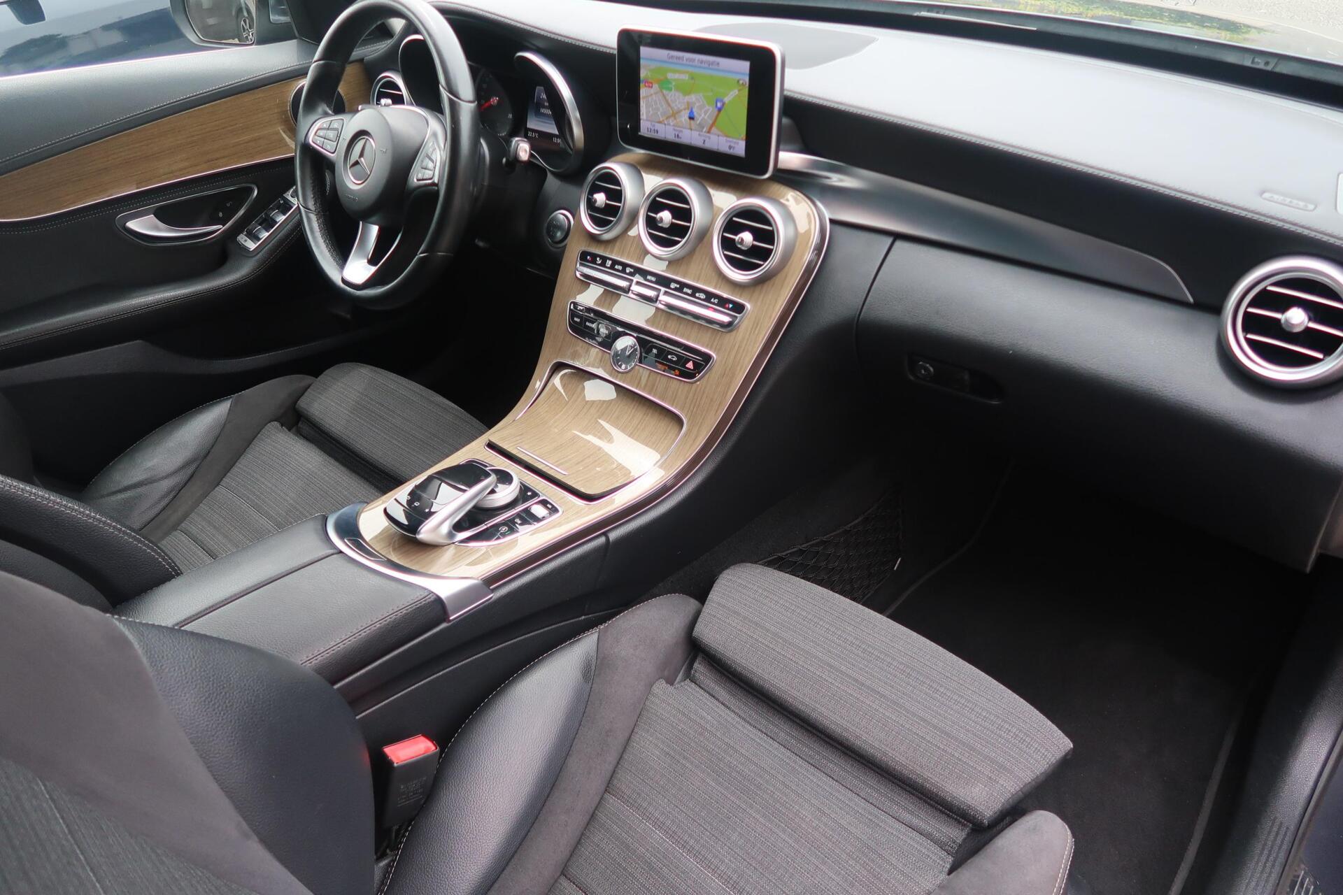 Foto van Mercedes-Benz C 180
