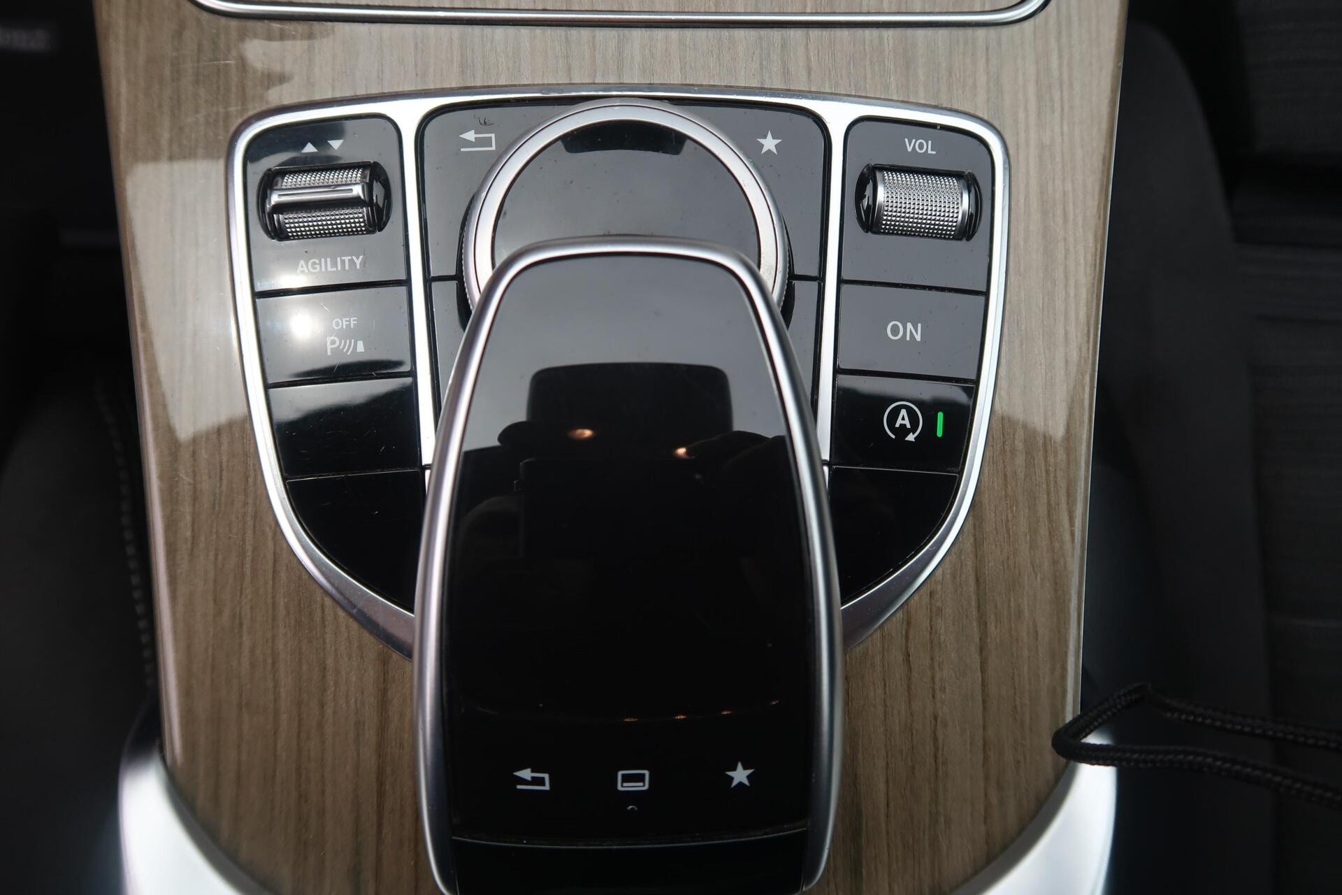 Foto van Mercedes-Benz C 180