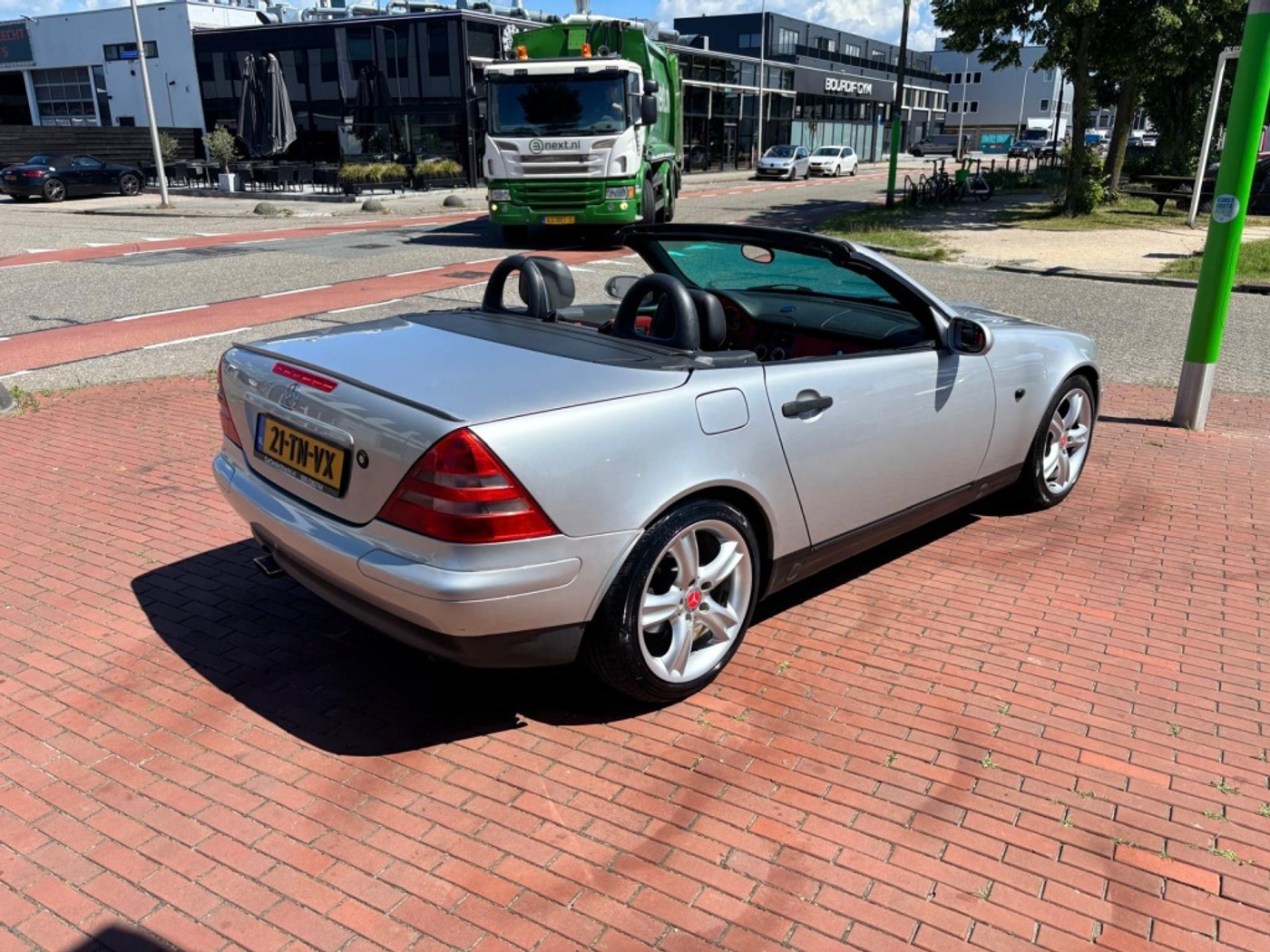 Foto van Mercedes-Benz SLK 230 Kompressor