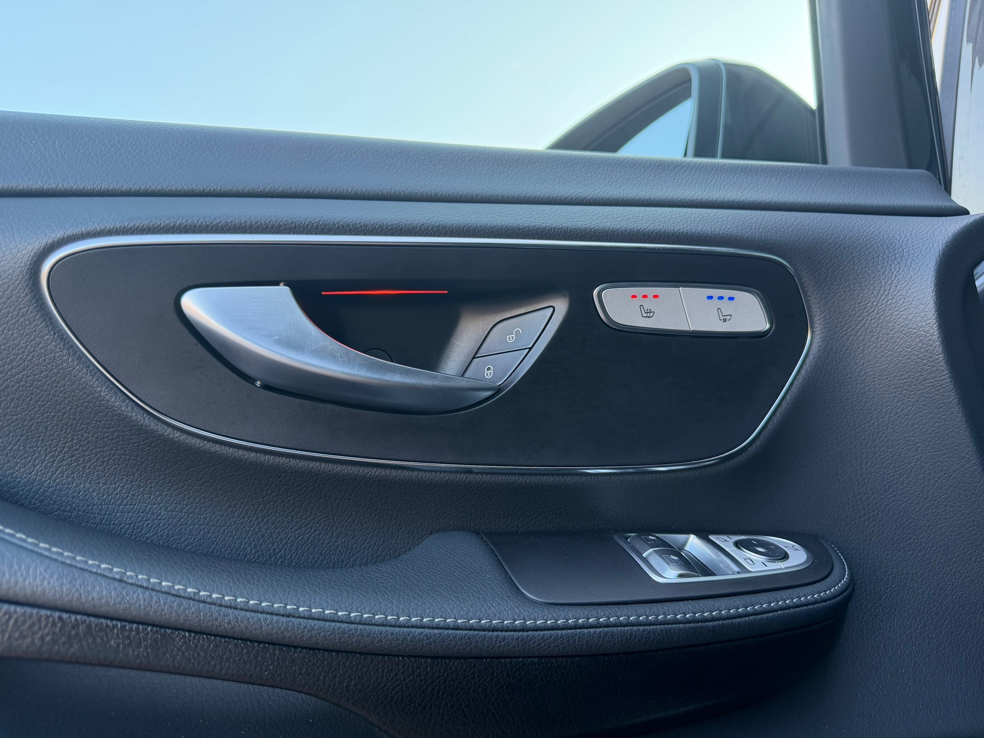 Foto van Mercedes-Benz V-klasse