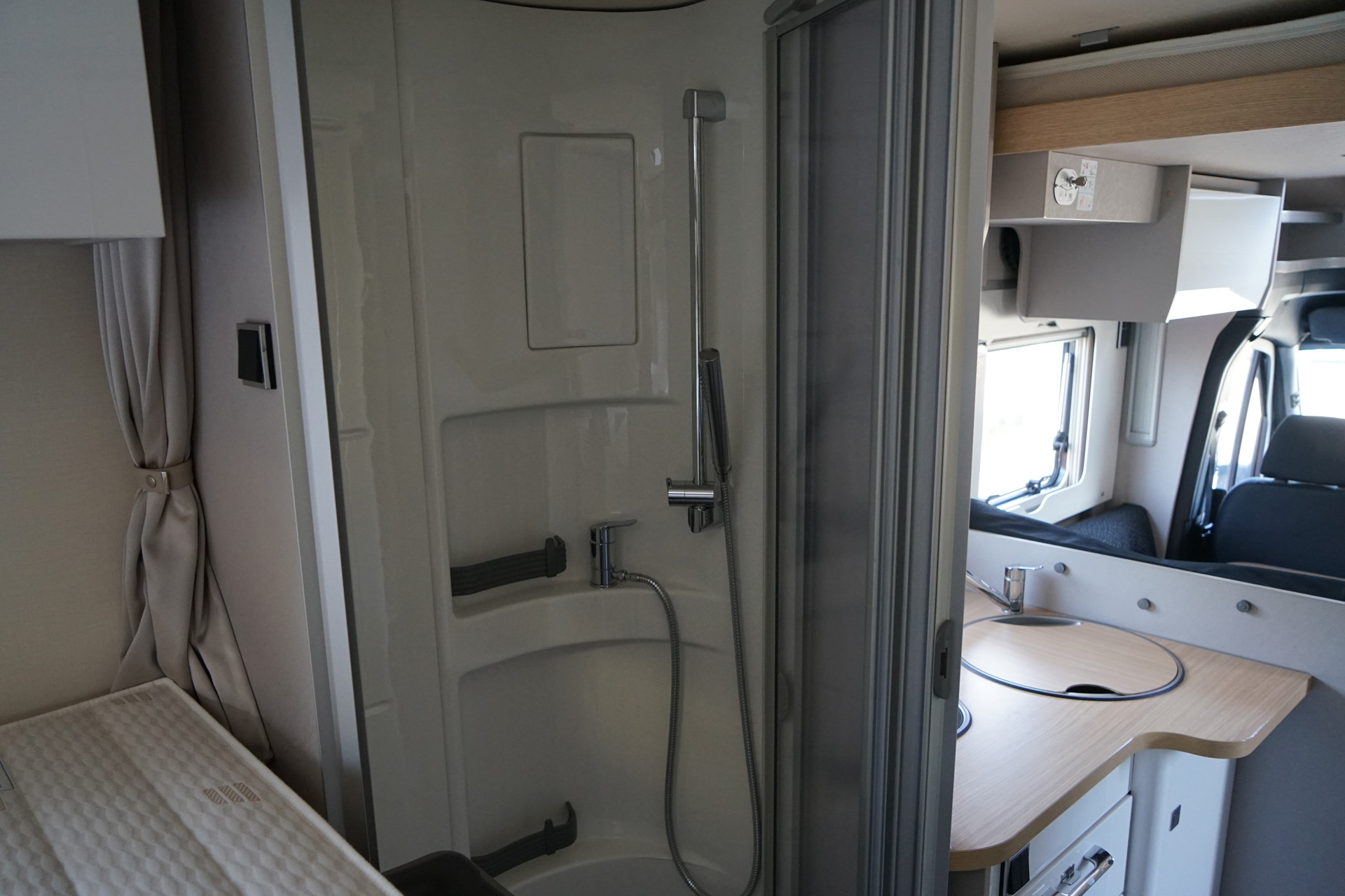 Foto van Mercedes-Benz Hymer T680 S