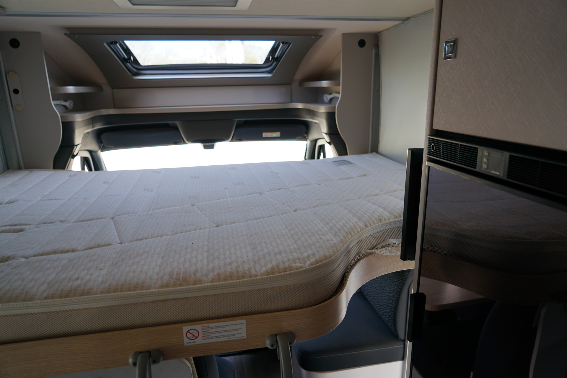 Foto van Mercedes-Benz Hymer T680 S