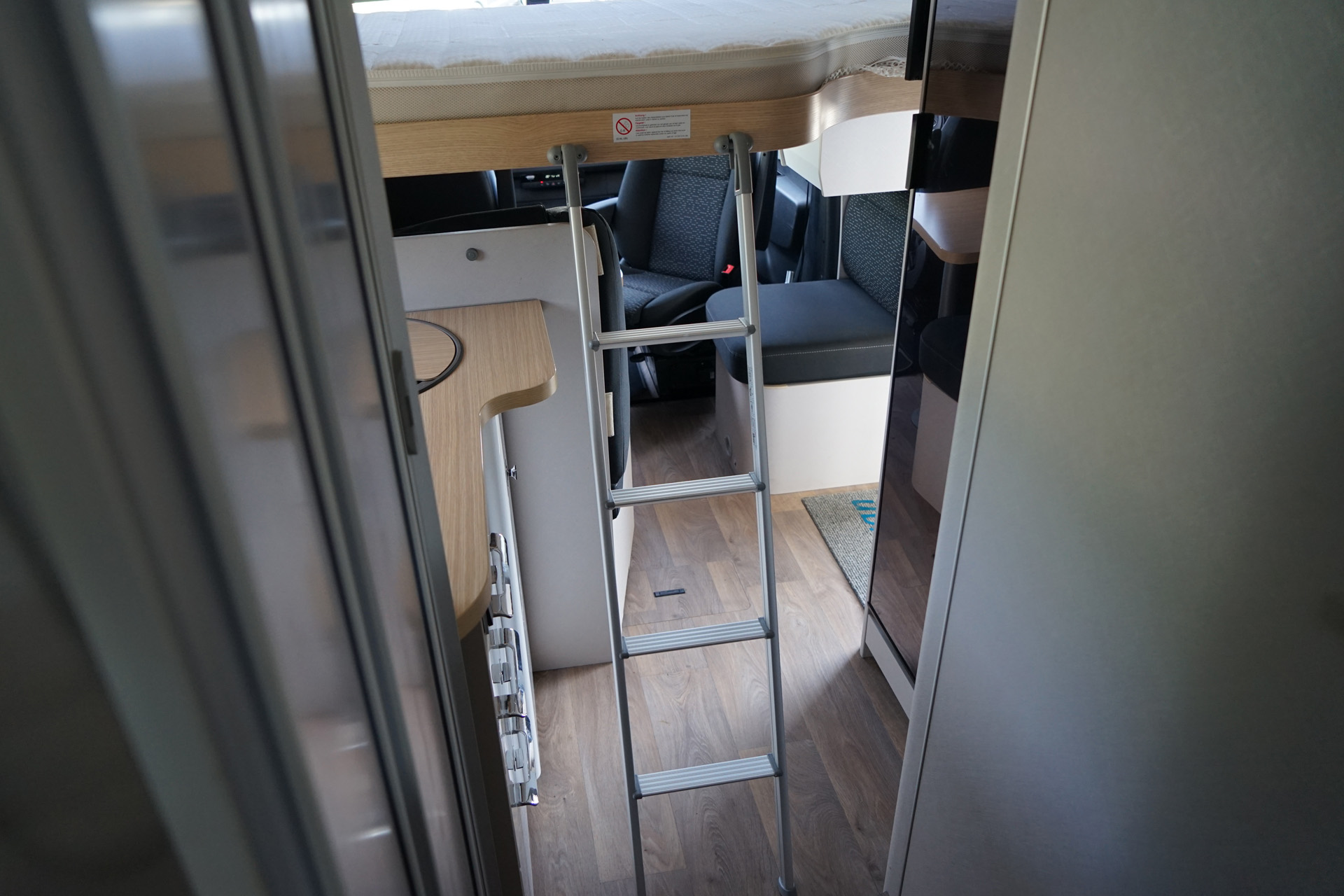 Foto van Mercedes-Benz Hymer T680 S