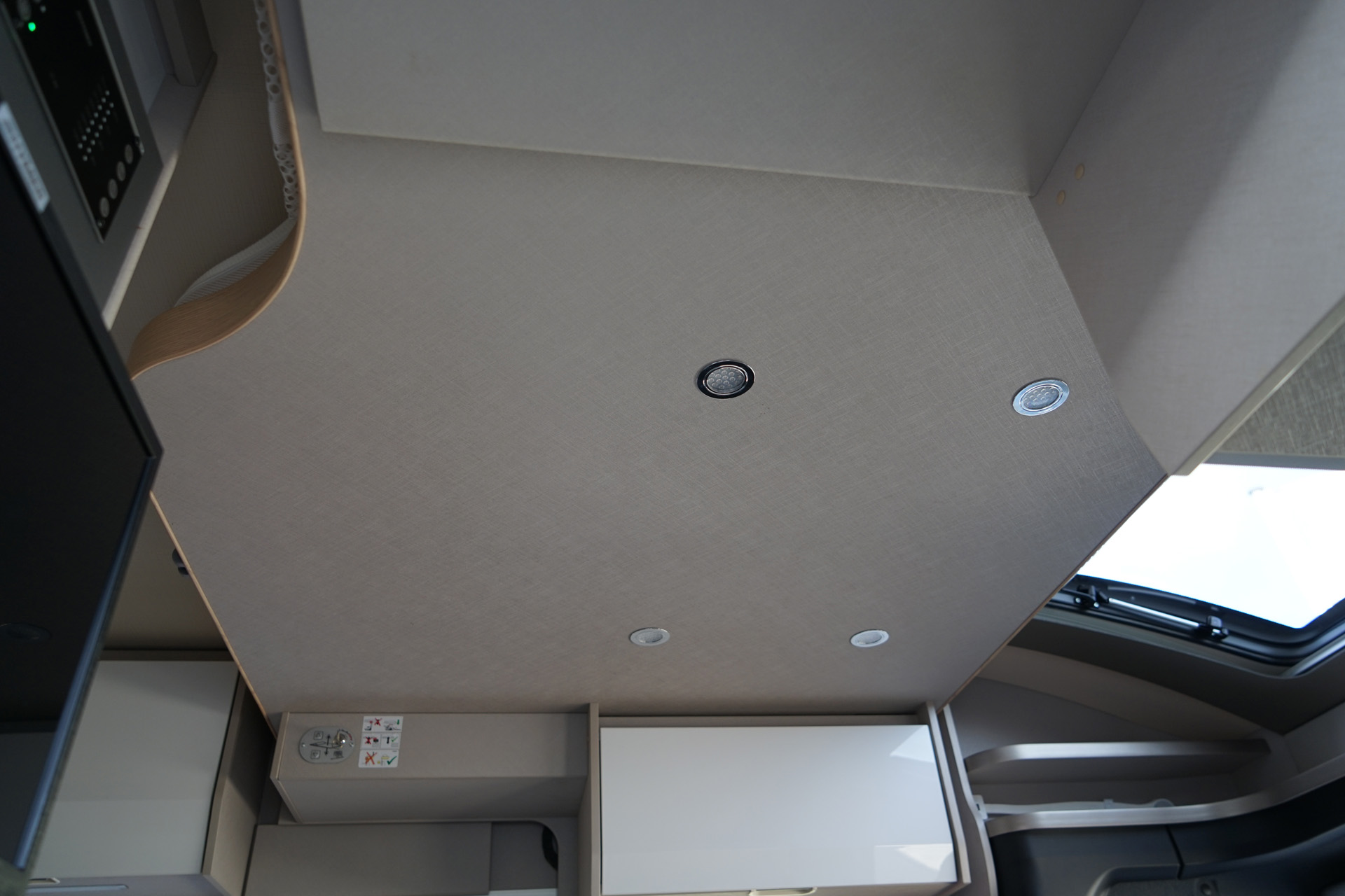 Foto van Mercedes-Benz Hymer T680 S