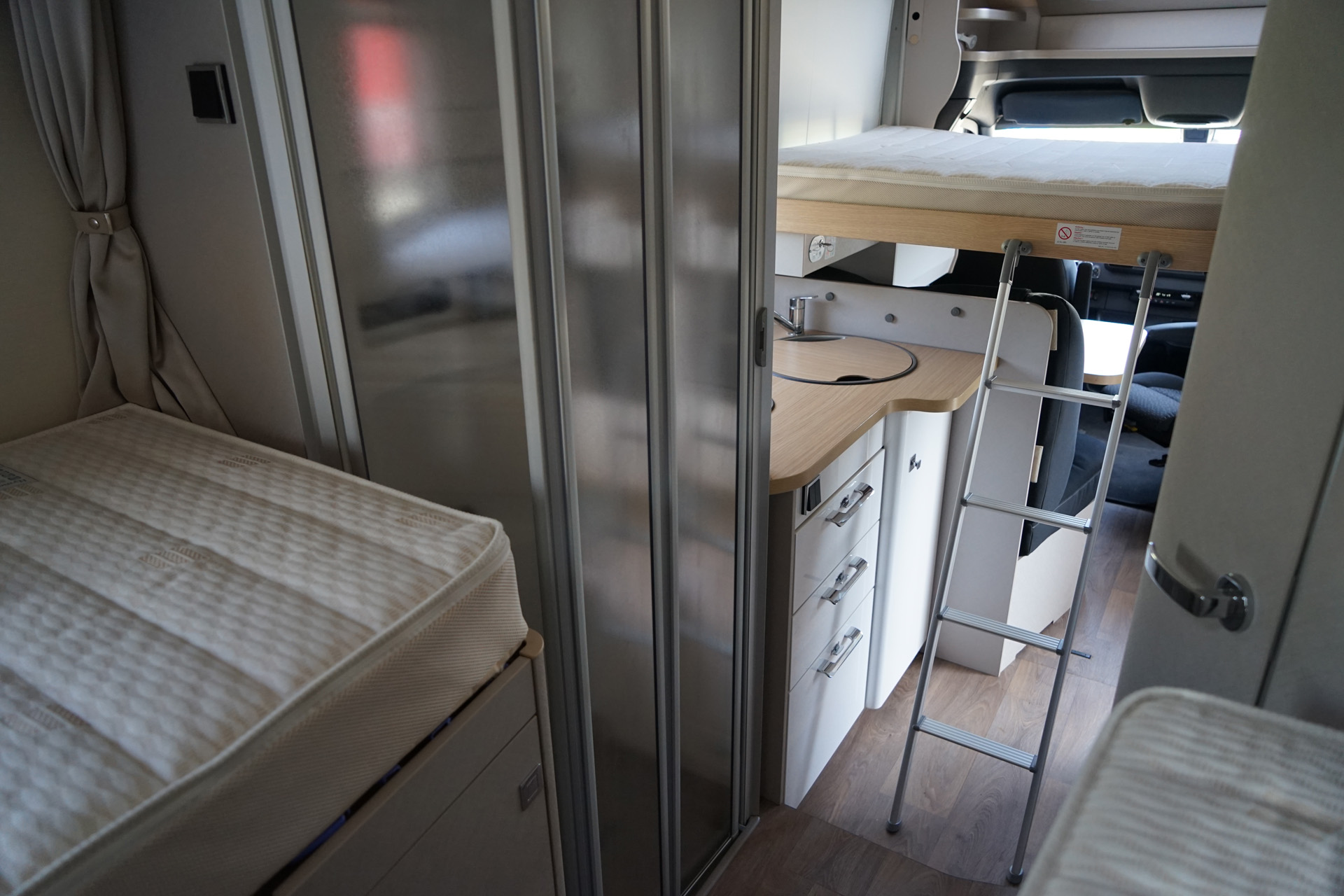 Foto van Mercedes-Benz Hymer T680 S