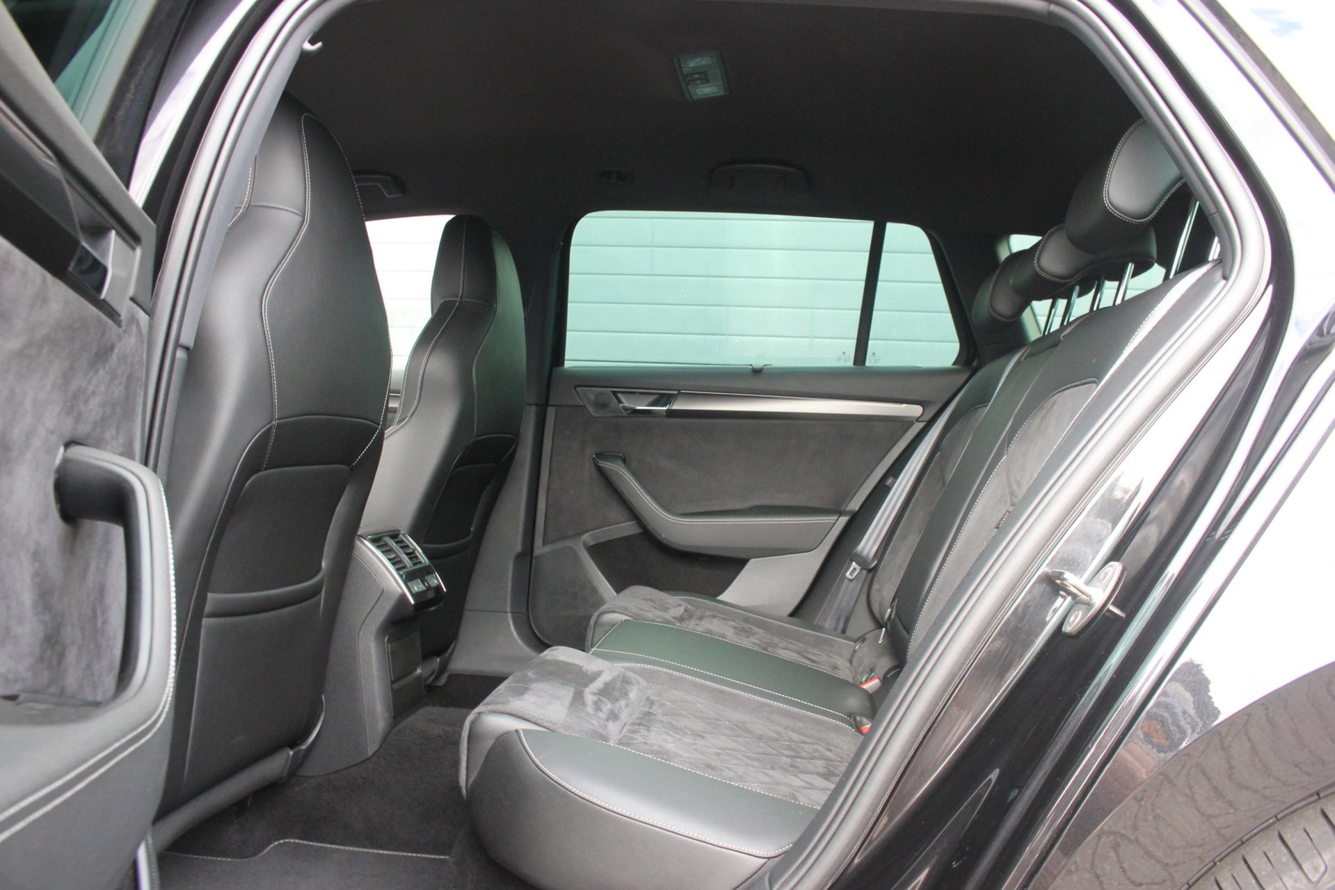 Foto van Skoda Superb Combi