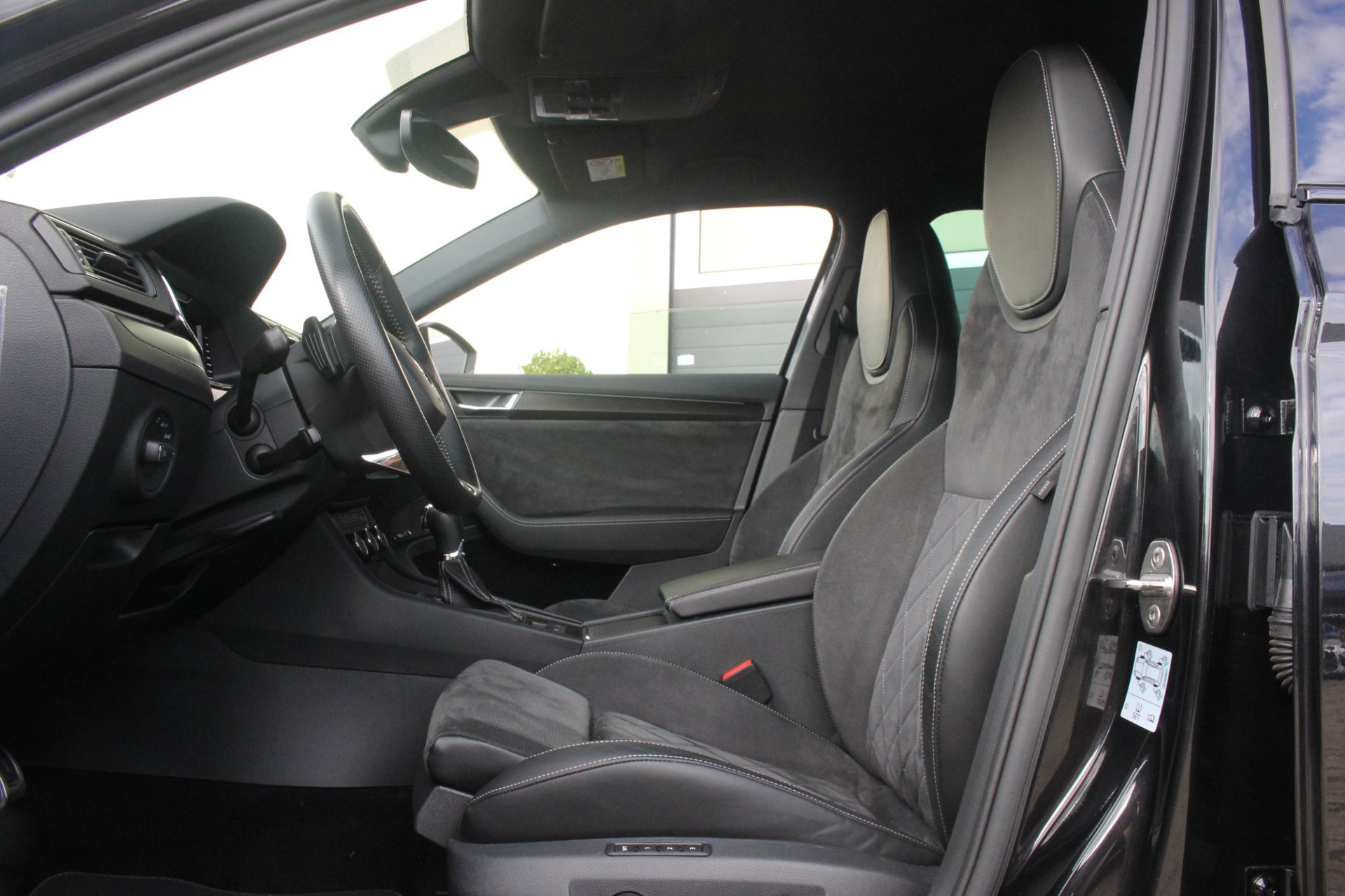 Foto van Skoda Superb Combi