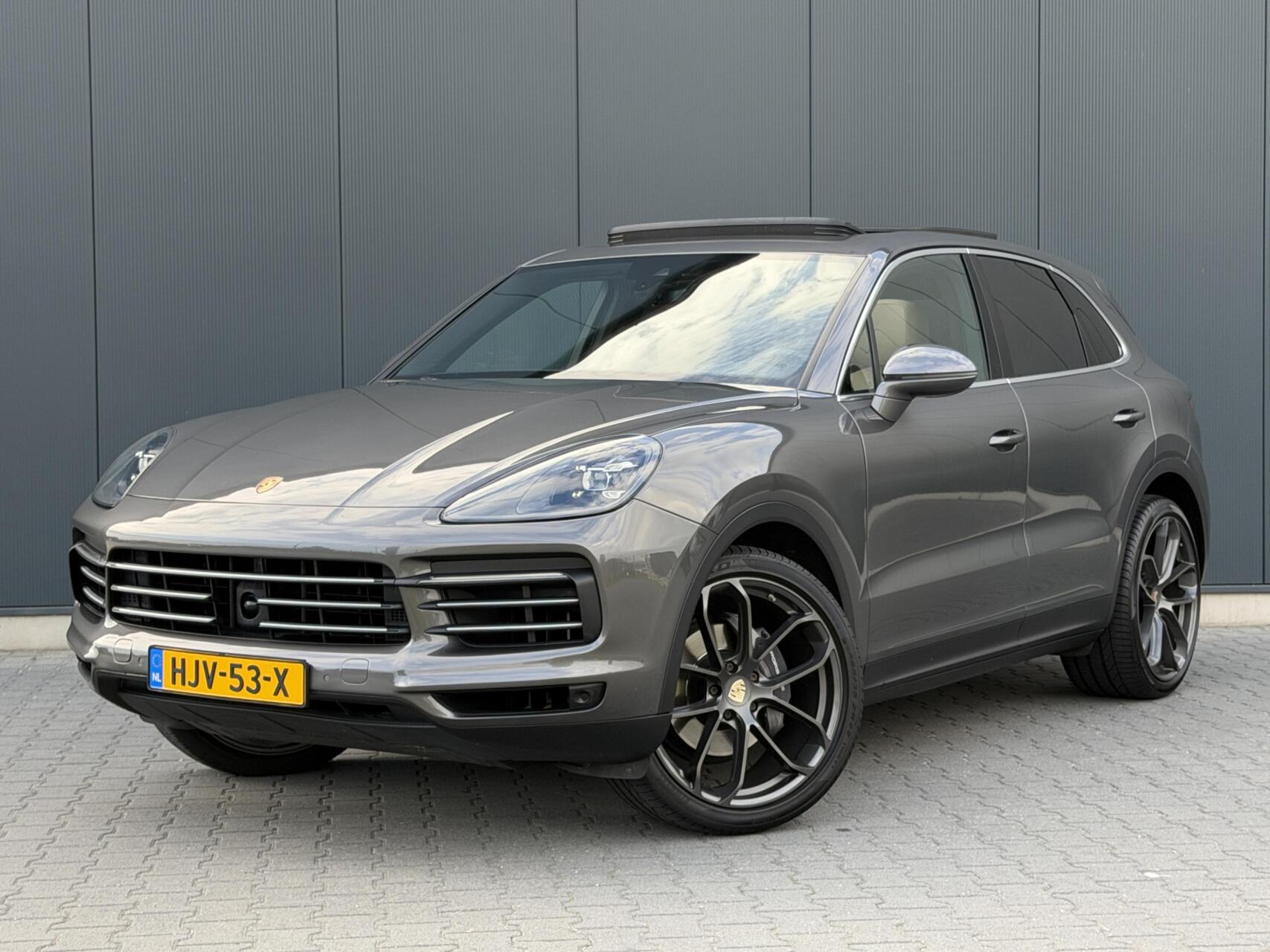 Porsche Cayenne 3.0 V6 38DKM - Leder - Pano - Led - Adaptive - Keurige Auto 2018 - voorkant