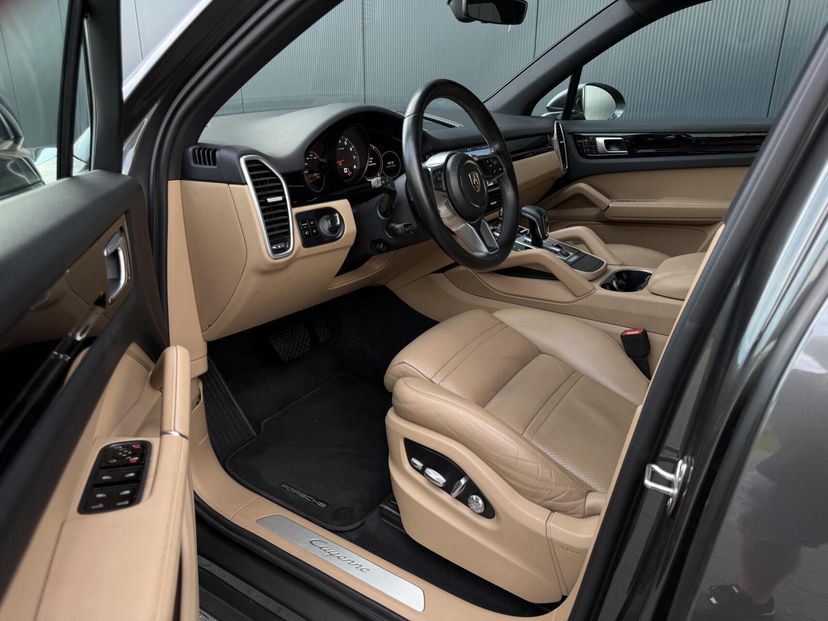 Foto van Porsche Cayenne