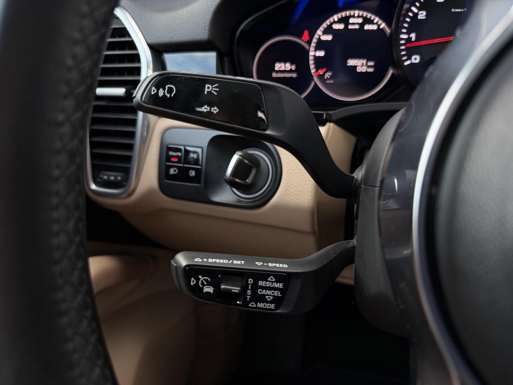 Foto van Porsche Cayenne