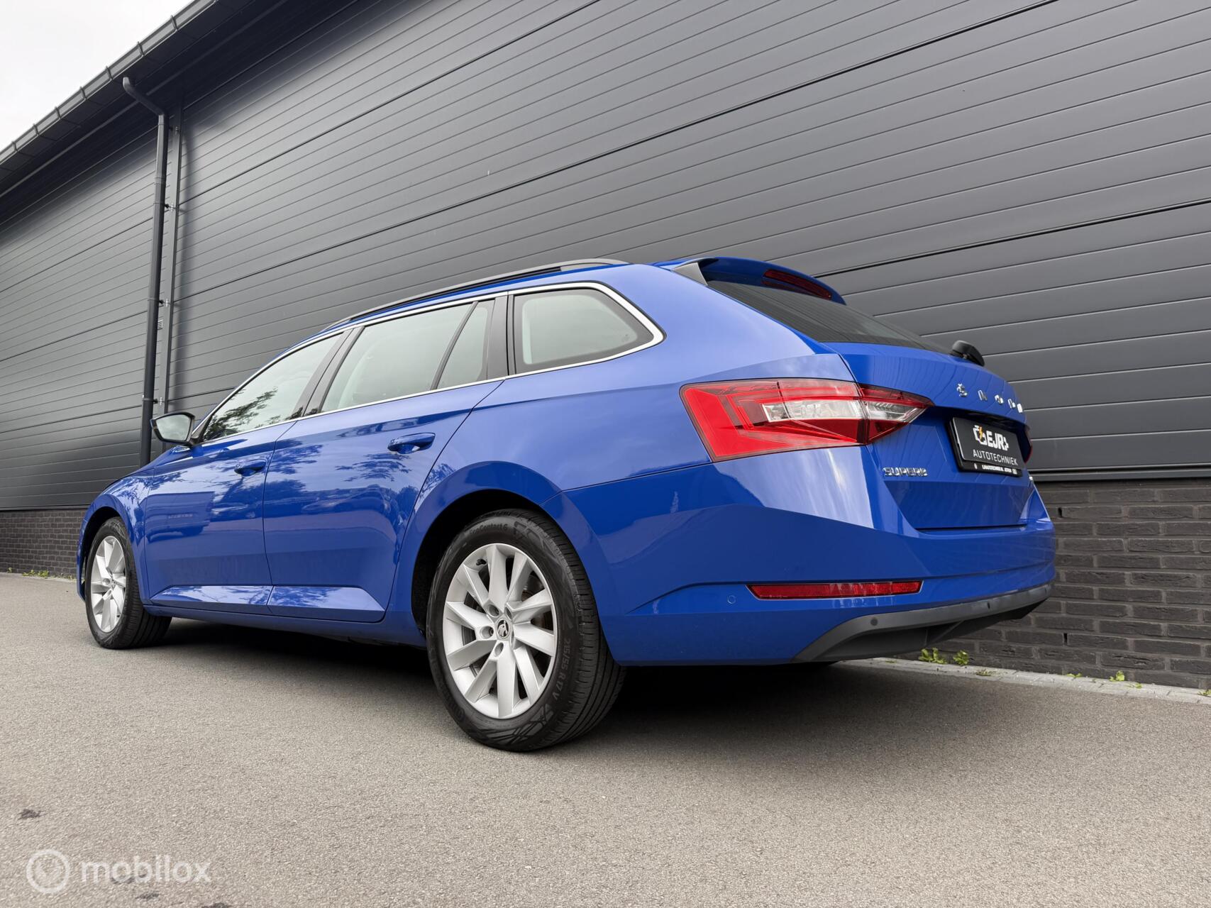 Foto van Skoda Superb Combi