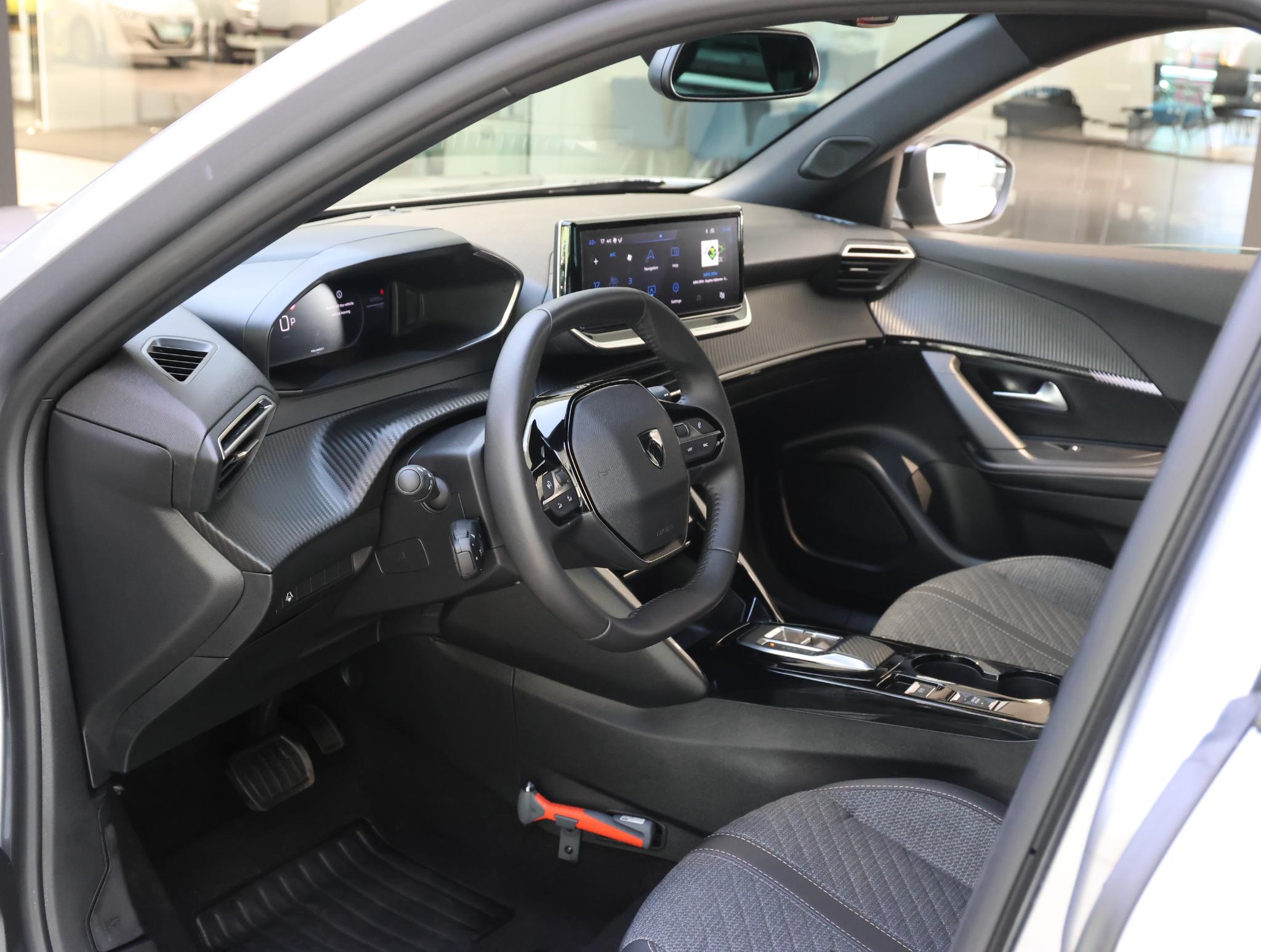 Foto van Peugeot E-2008