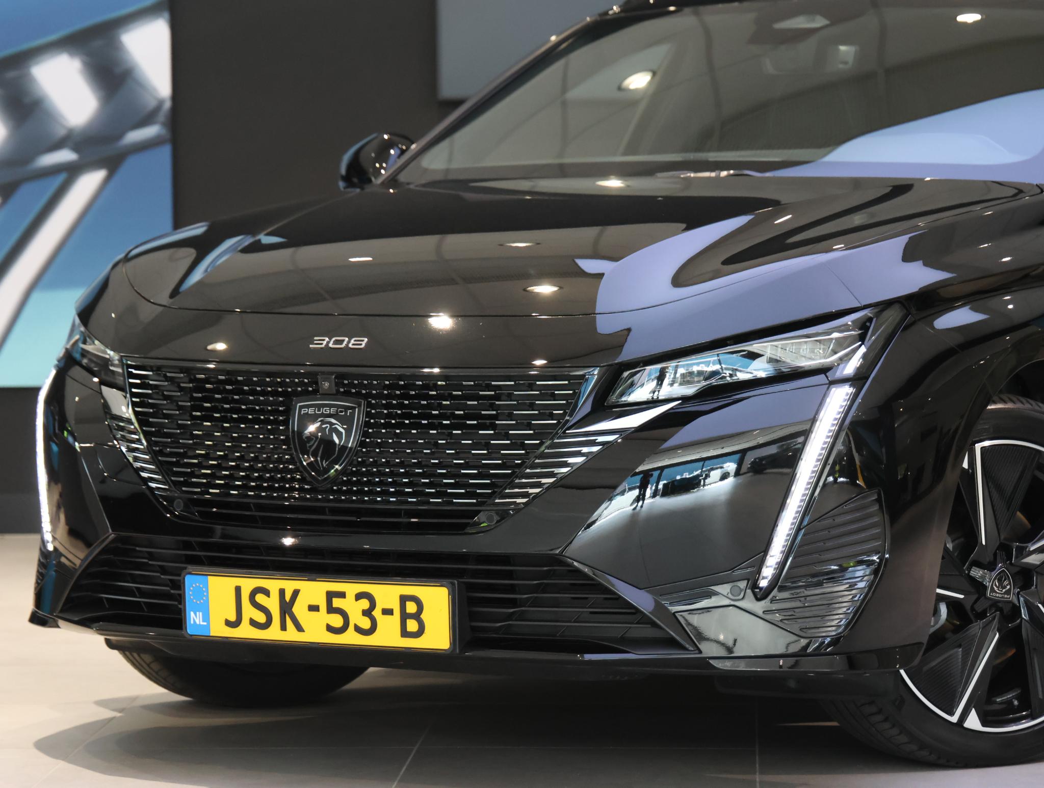 Foto van Peugeot E-308 SW