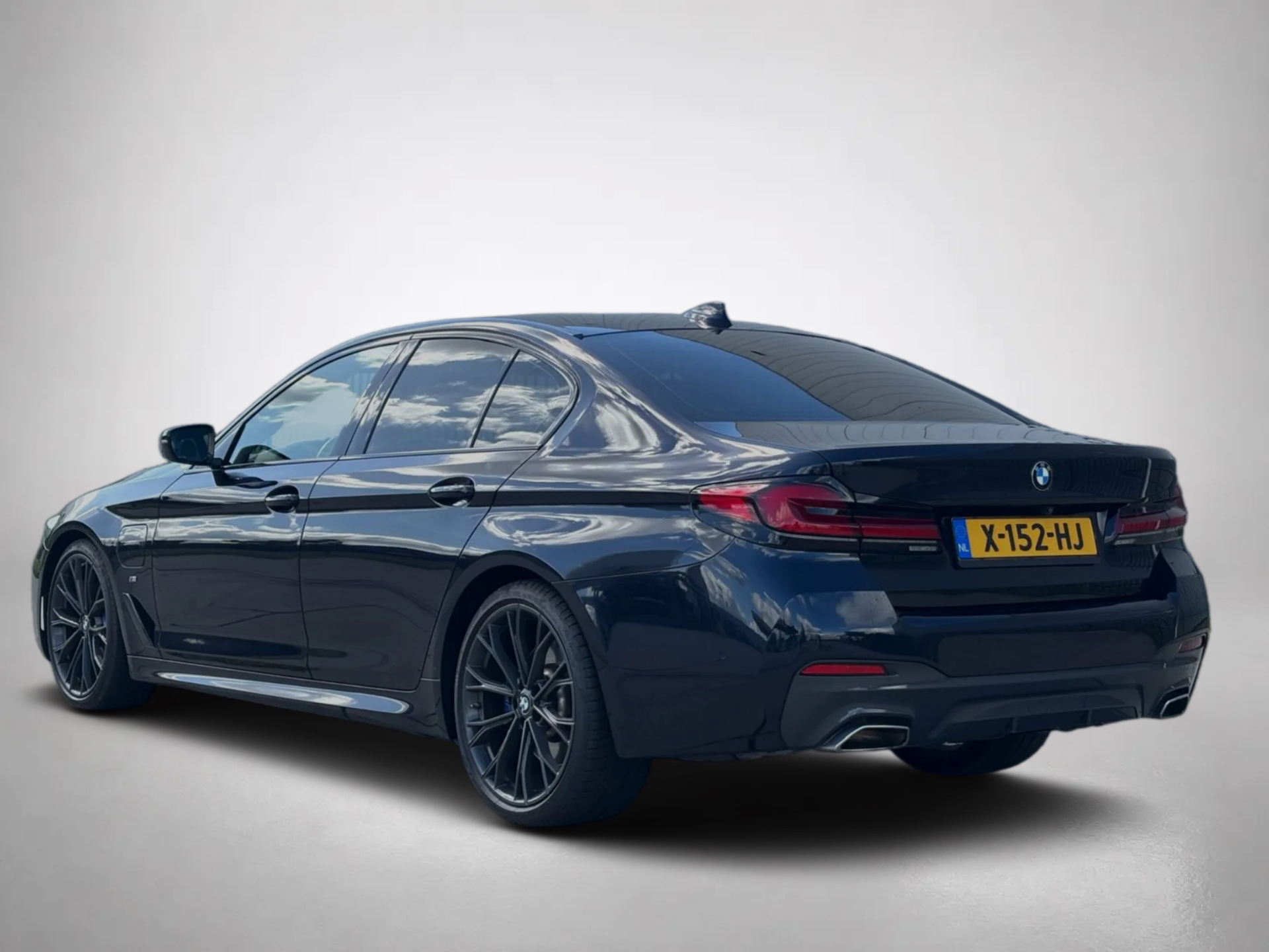 Foto van BMW 545e xDrive