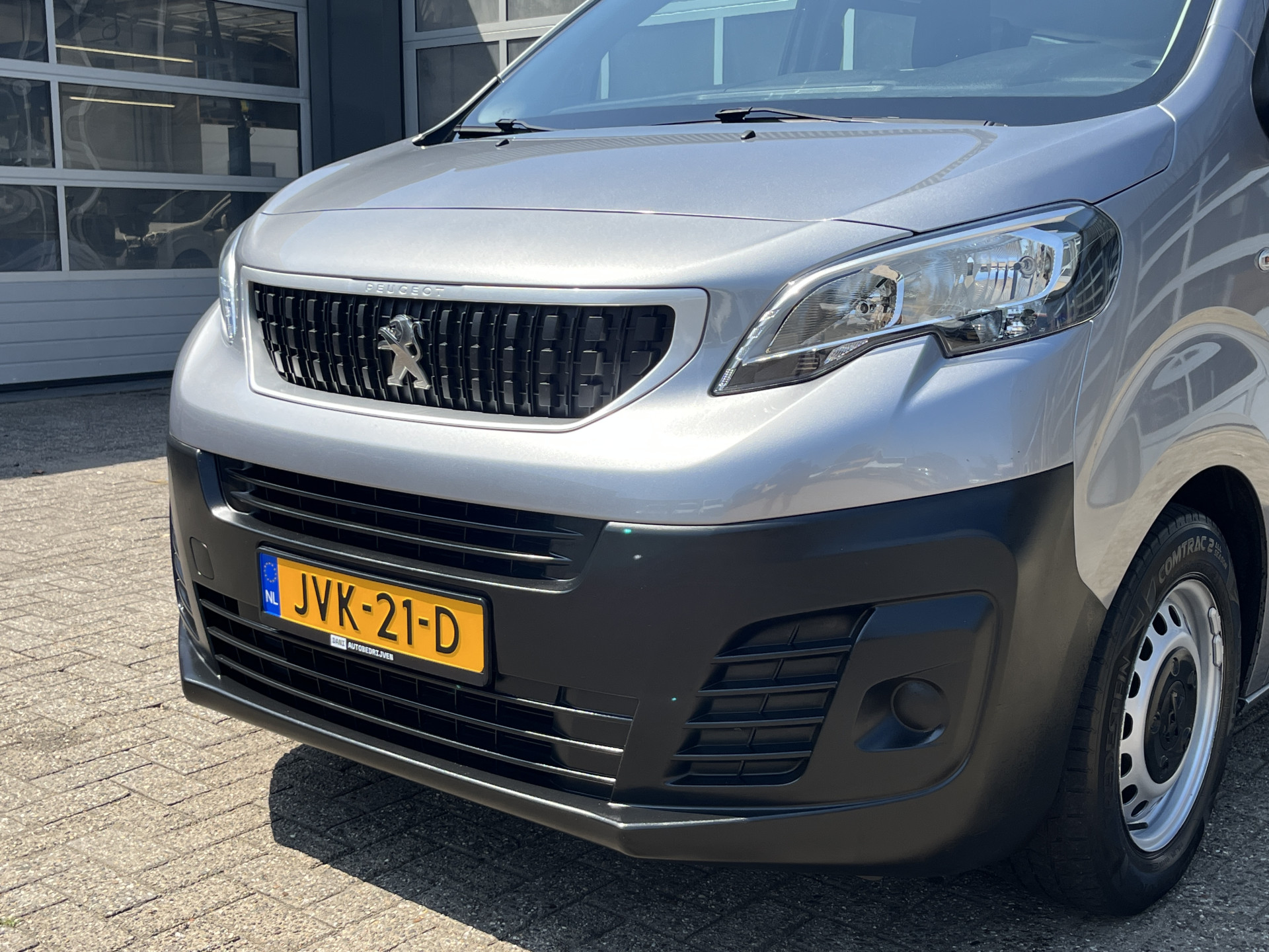 Foto van Peugeot Traveller