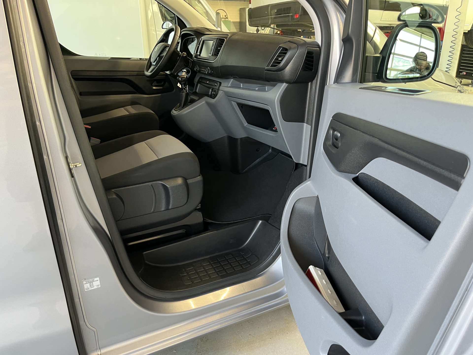 Foto van Peugeot Traveller