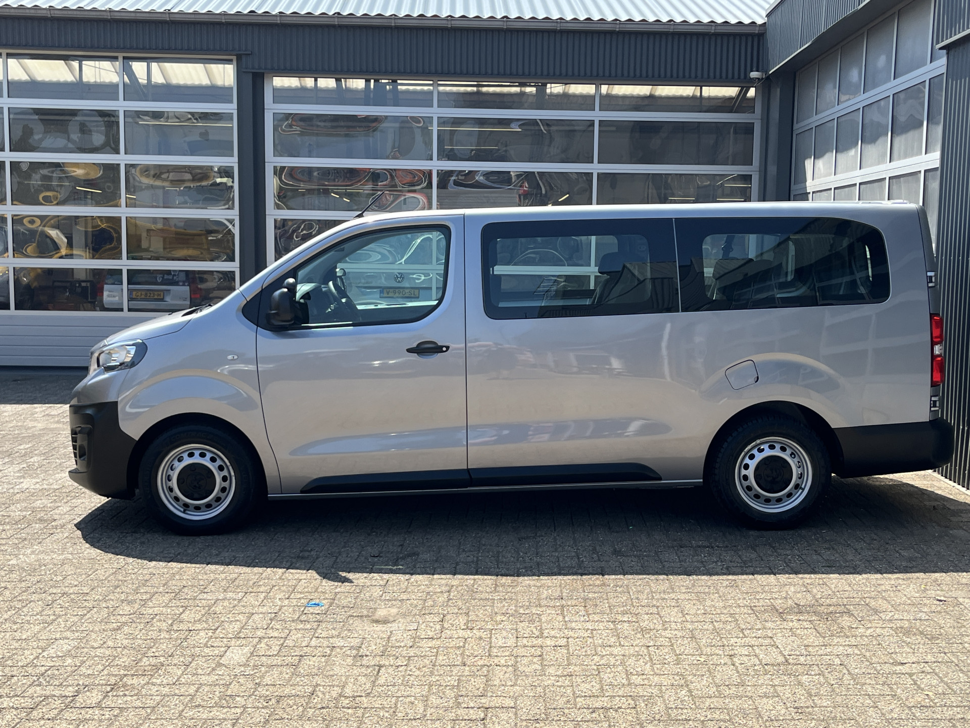 Foto van Peugeot Traveller