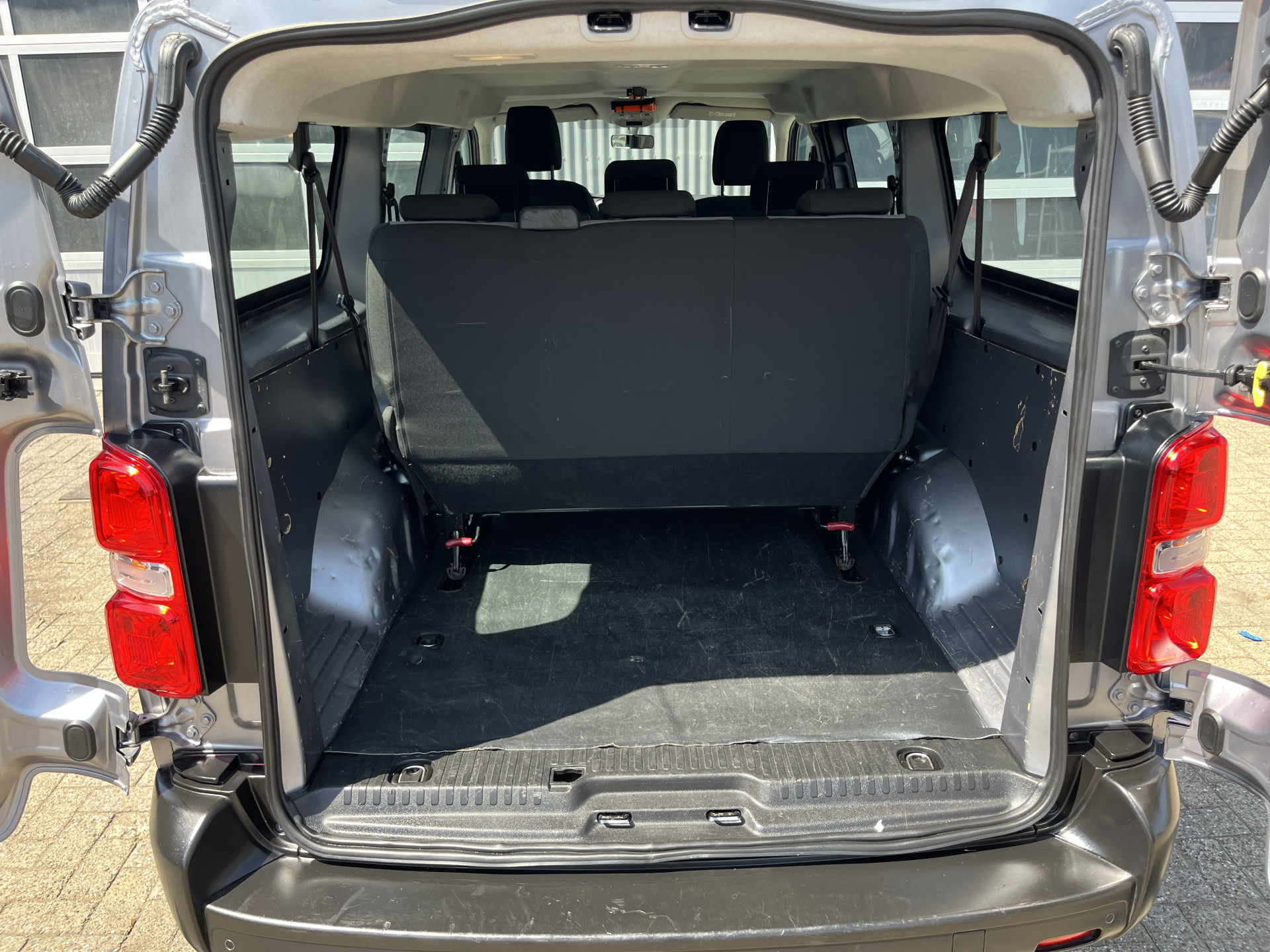 Foto van Peugeot Traveller