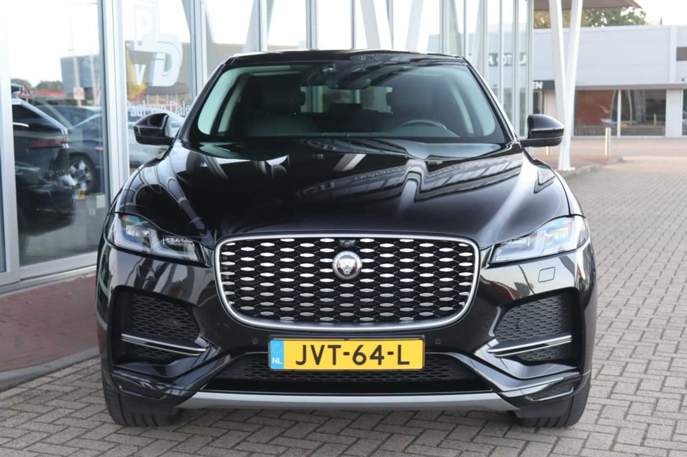 Foto van Jaguar F-pace