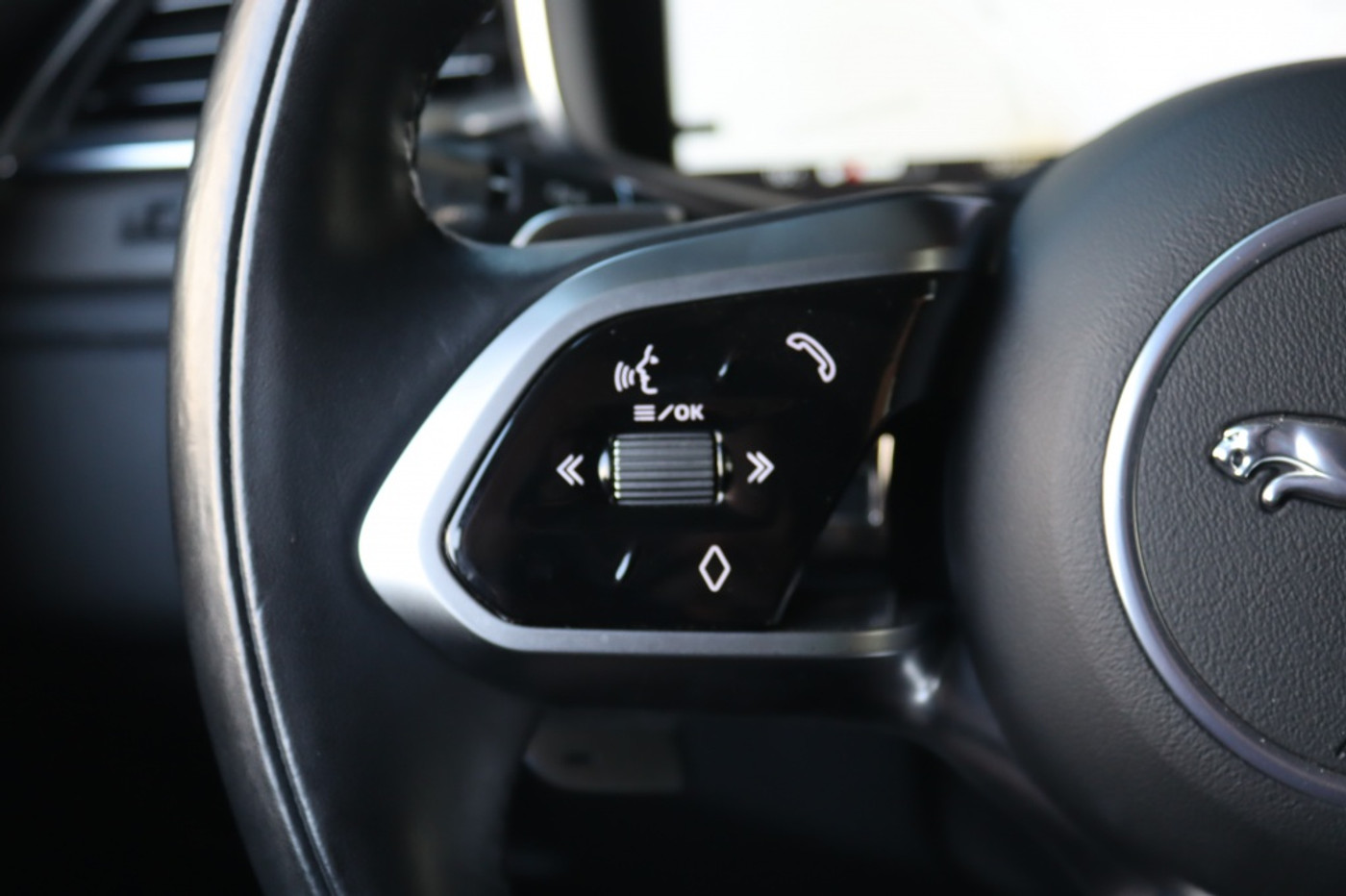 Foto van Jaguar F-pace