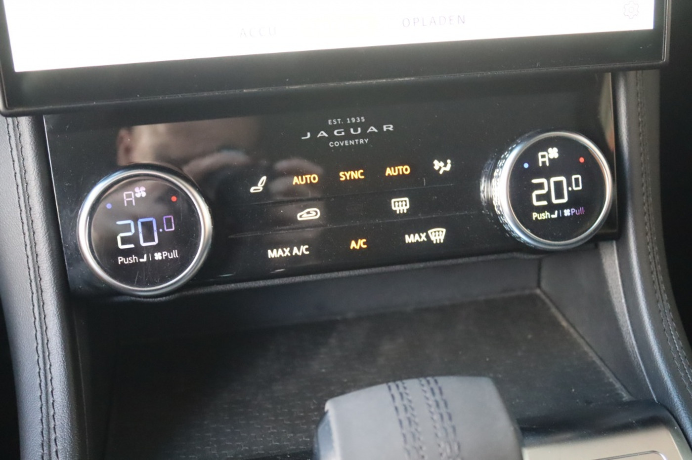 Foto van Jaguar F-pace