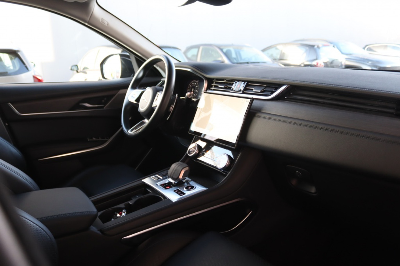 Foto van Jaguar F-pace