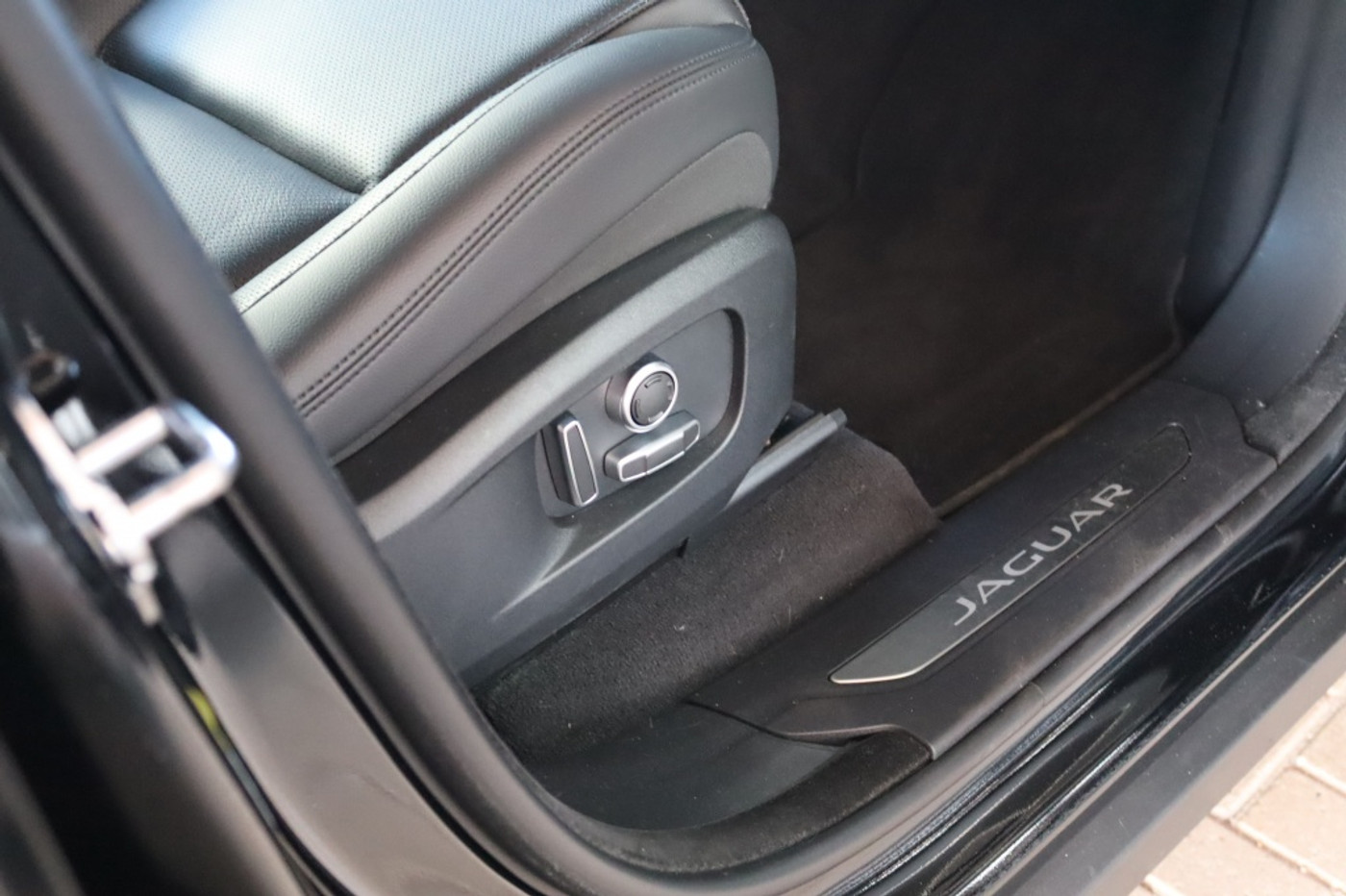 Foto van Jaguar F-pace