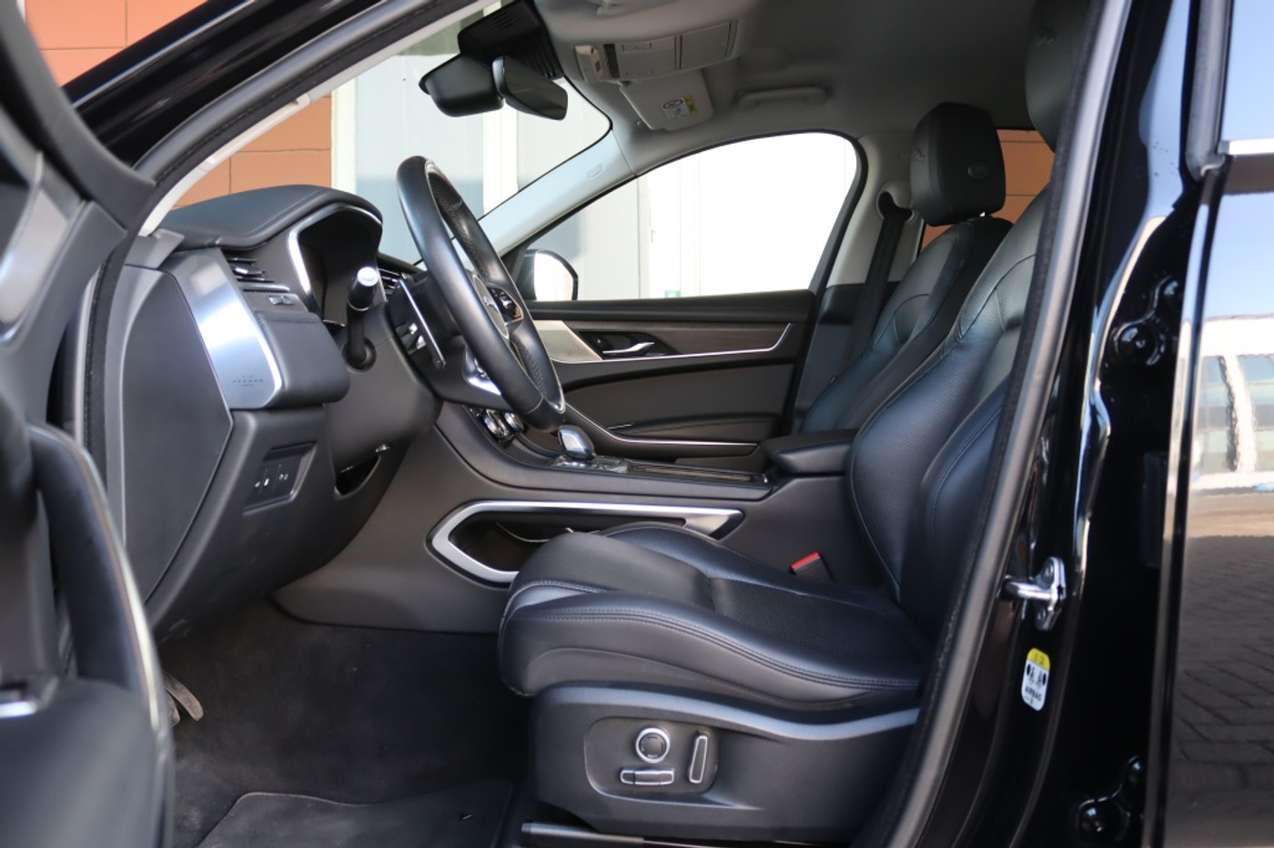Foto van Jaguar F-pace