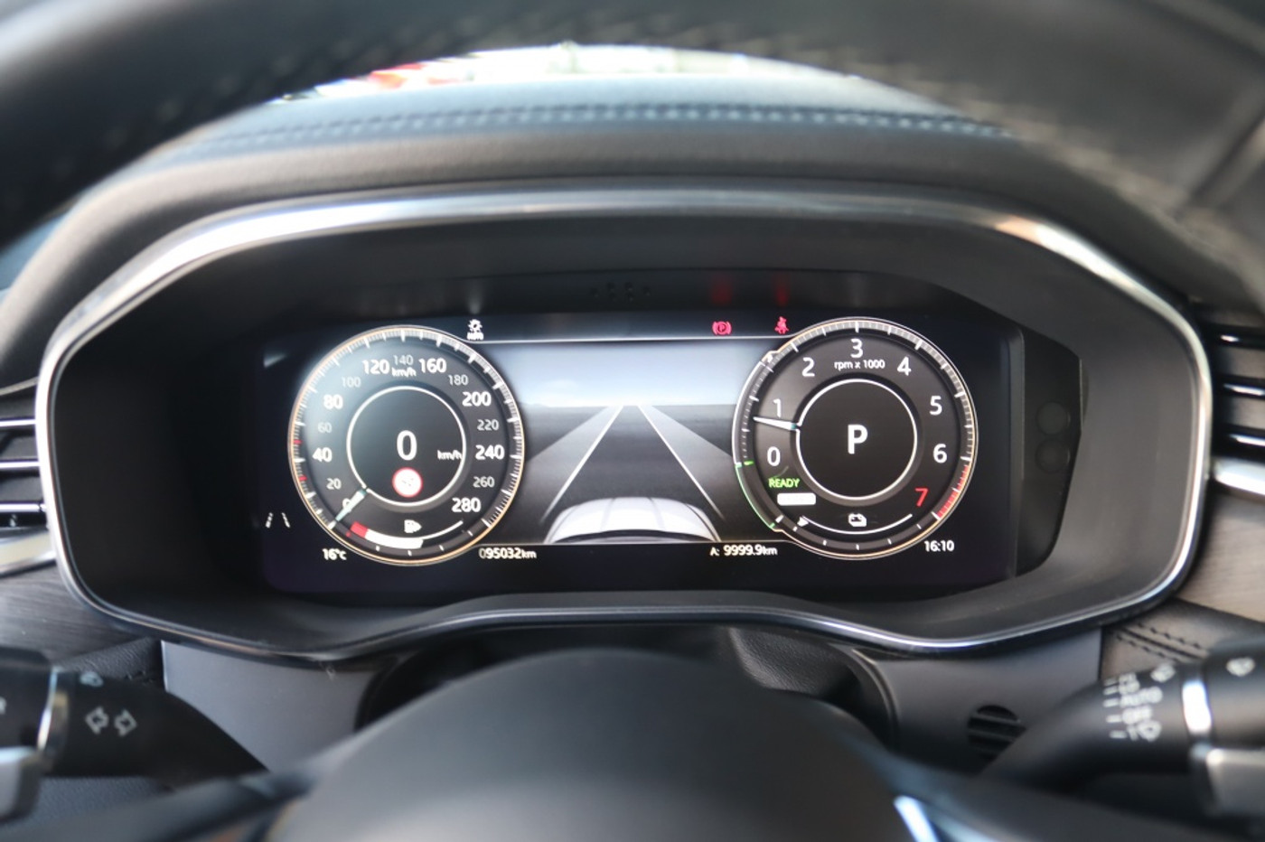 Foto van Jaguar F-pace