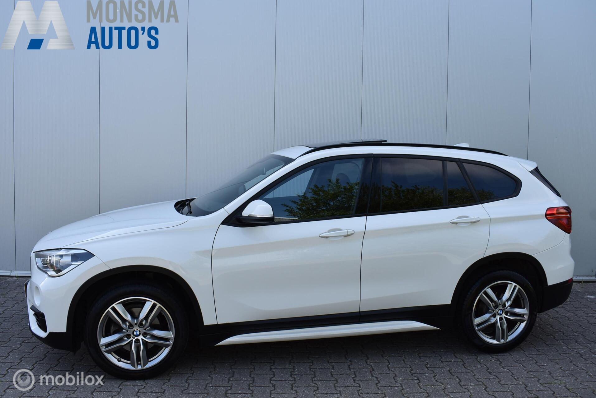 BMW X1 sDrive18i High Executive 2017 - voorkant