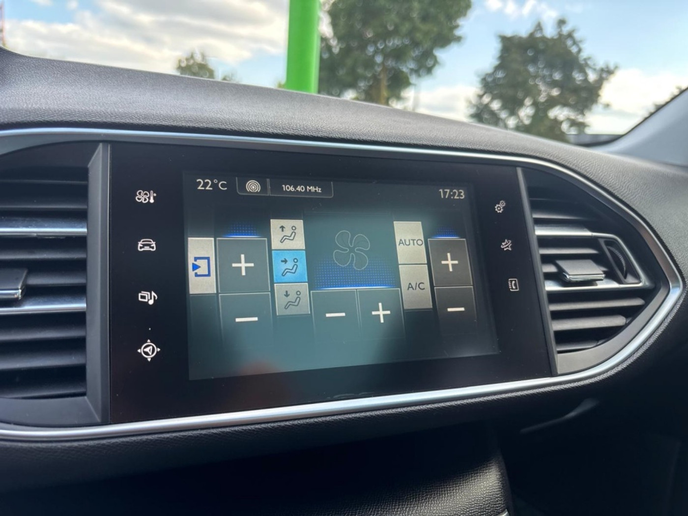 Foto van Peugeot 308 SW