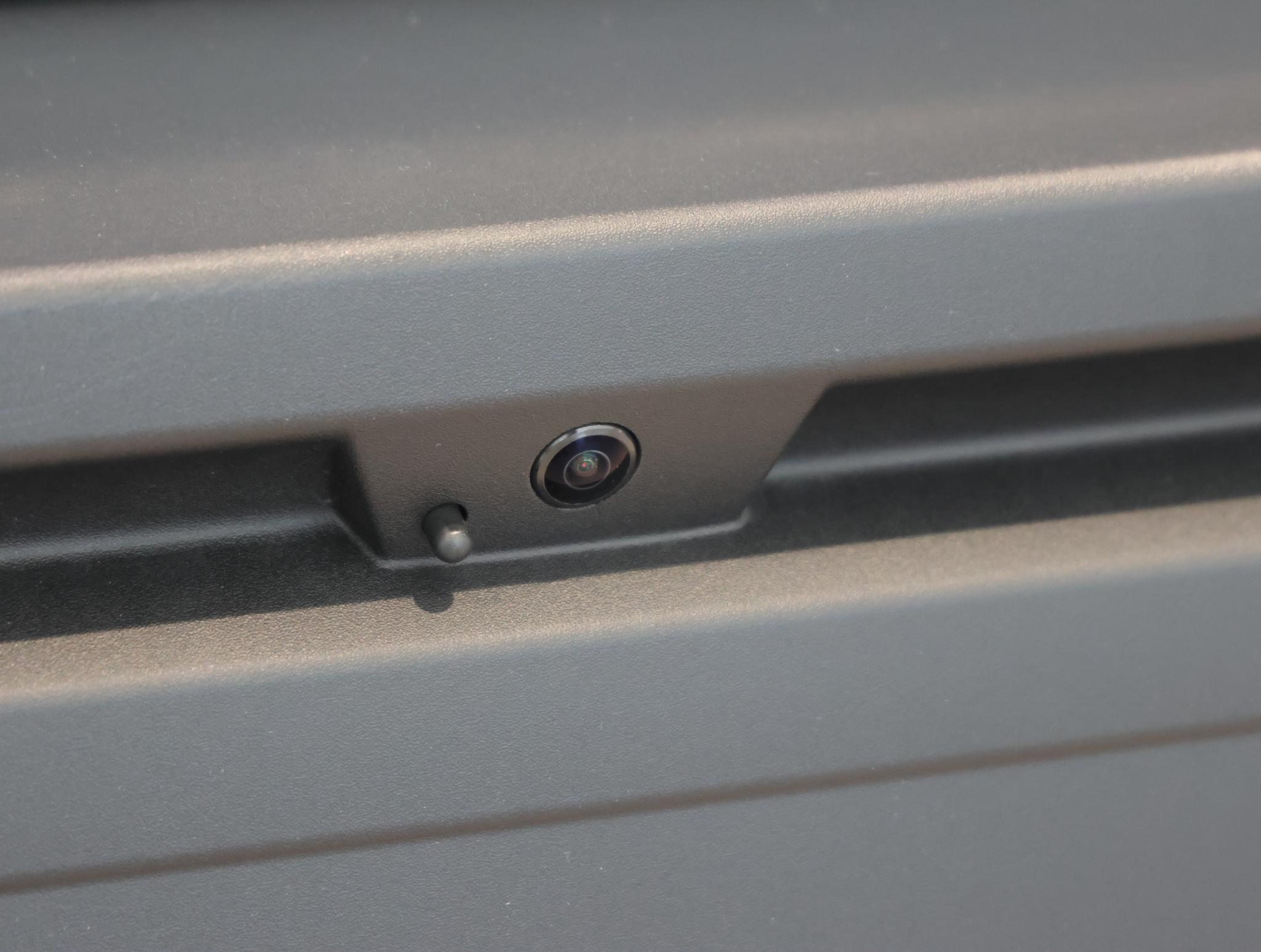 Foto van Peugeot E-408