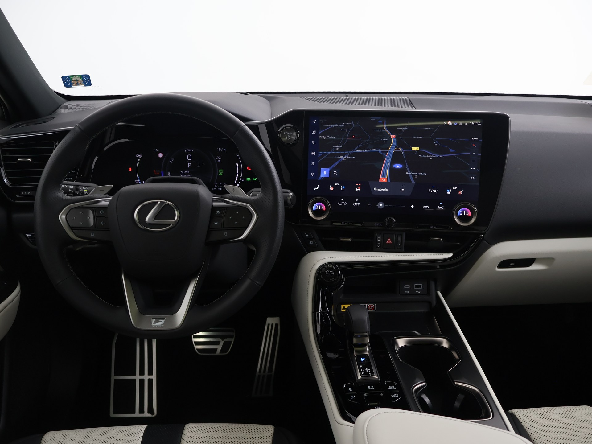 Foto van Lexus NX