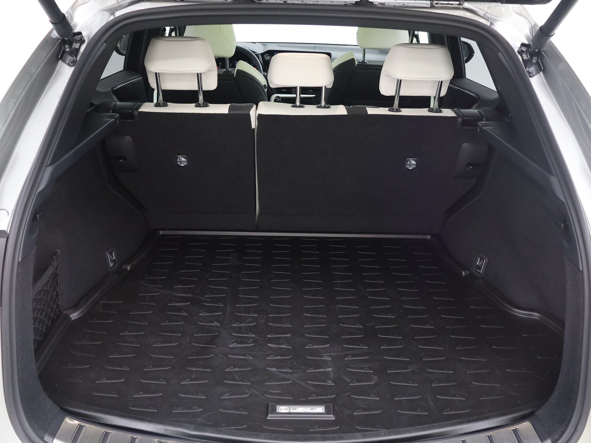 Foto van Lexus NX